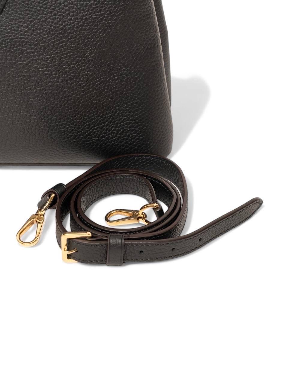 Borsa a Tracolla Louis Vuitton Capucines MM Nera in vendita 3