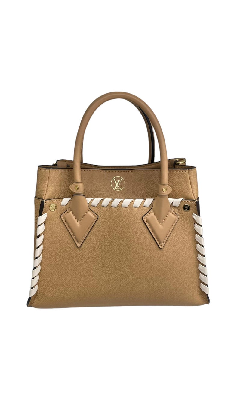 Louis Vuitton 2011 pre-owned Monogram Perforated Shantilly PM Shoulder Bag  - Farfetch