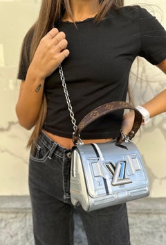 Borsa A Tracolla Louis Vuitton Space Twist PM Silver Limited Edition 2017/2018
