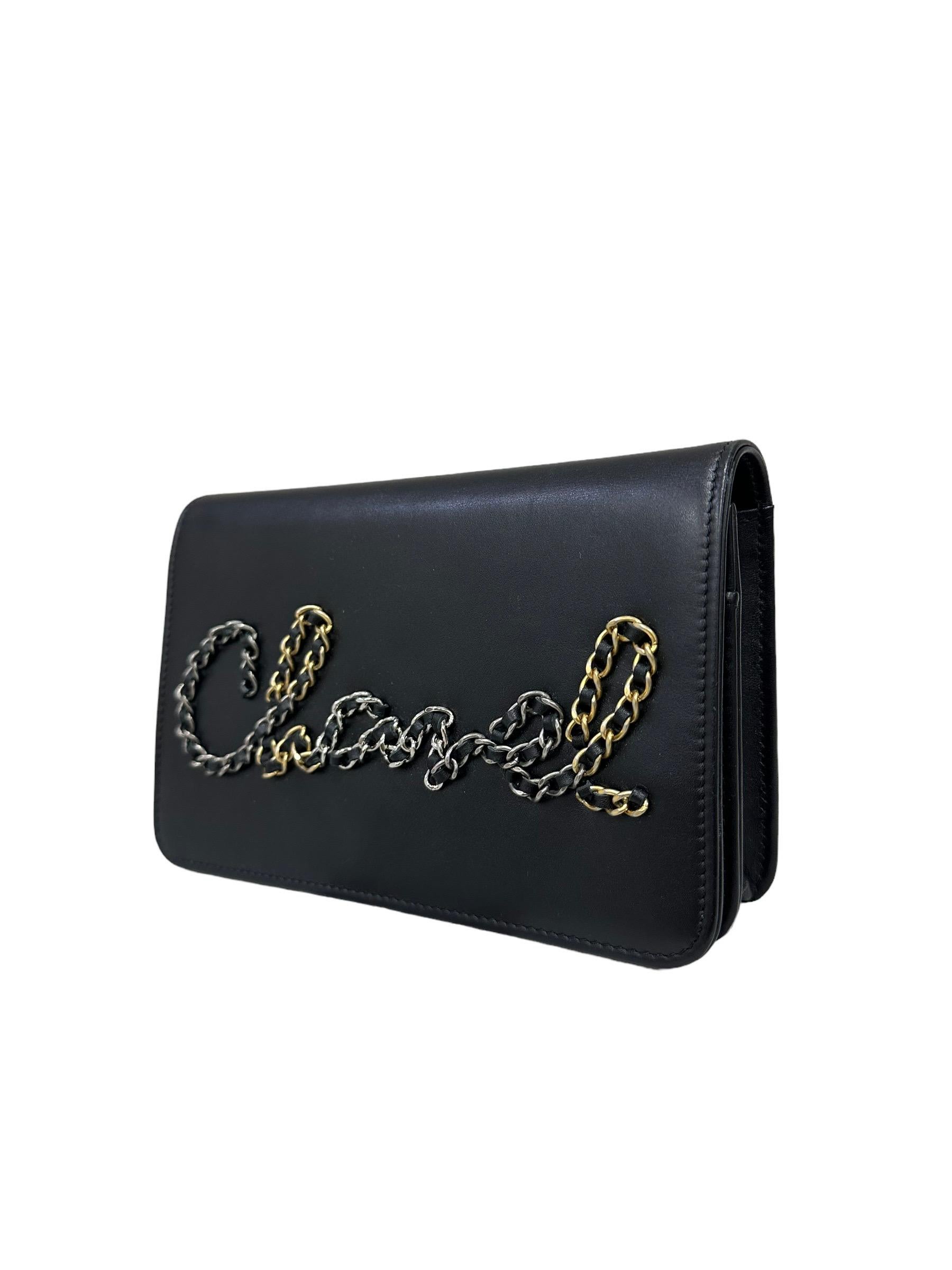 Borsa A Tracolla Wallet On Chain Logo 2019  In Good Condition For Sale In Torre Del Greco, IT