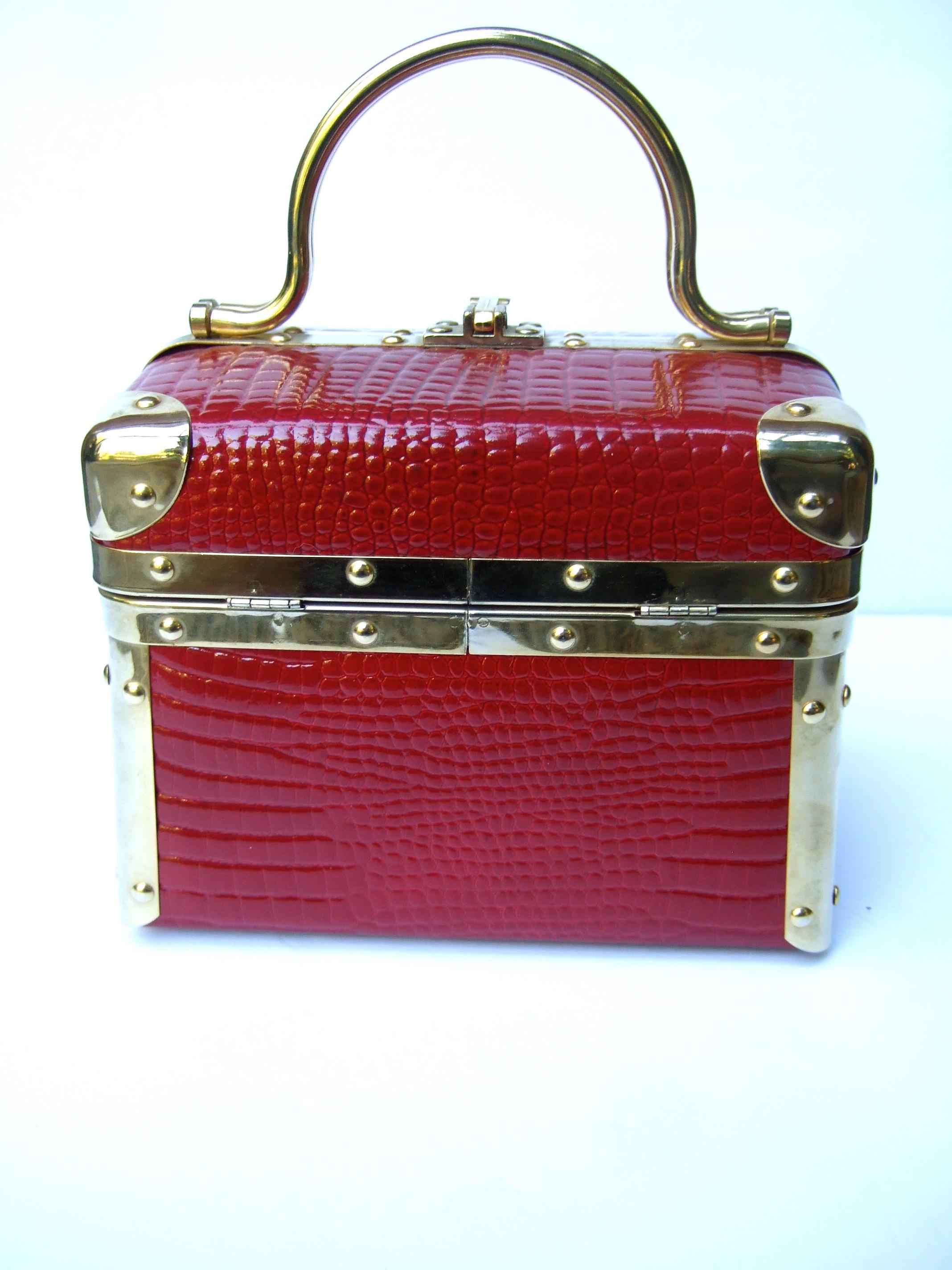 Borsa Bella Italy Embossed Scarlet Red Leather Box Purse c 1980s 1