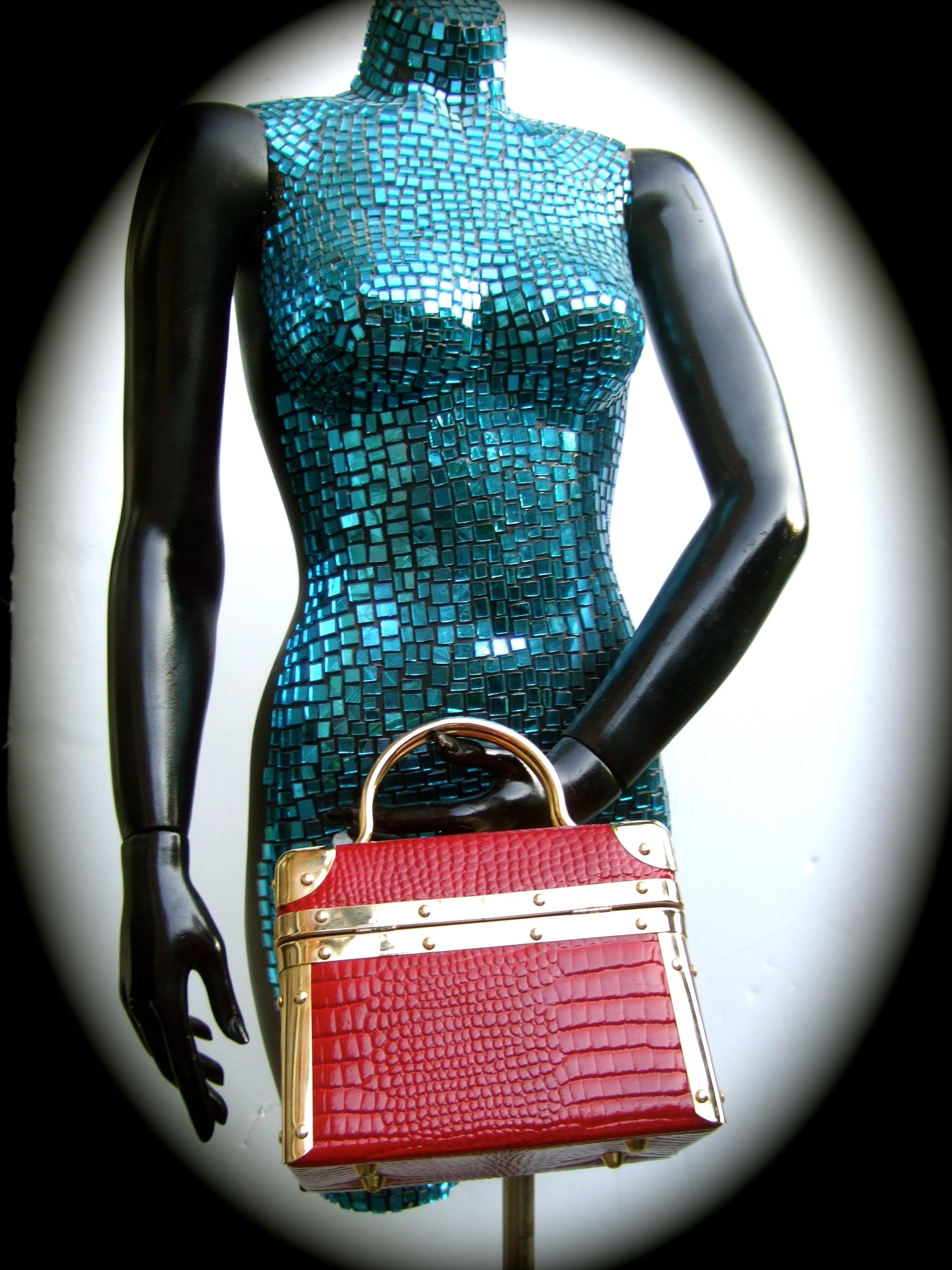 Borsa Bella Italy Embossed Scarlet Red Leather Box Purse c 1980s 4