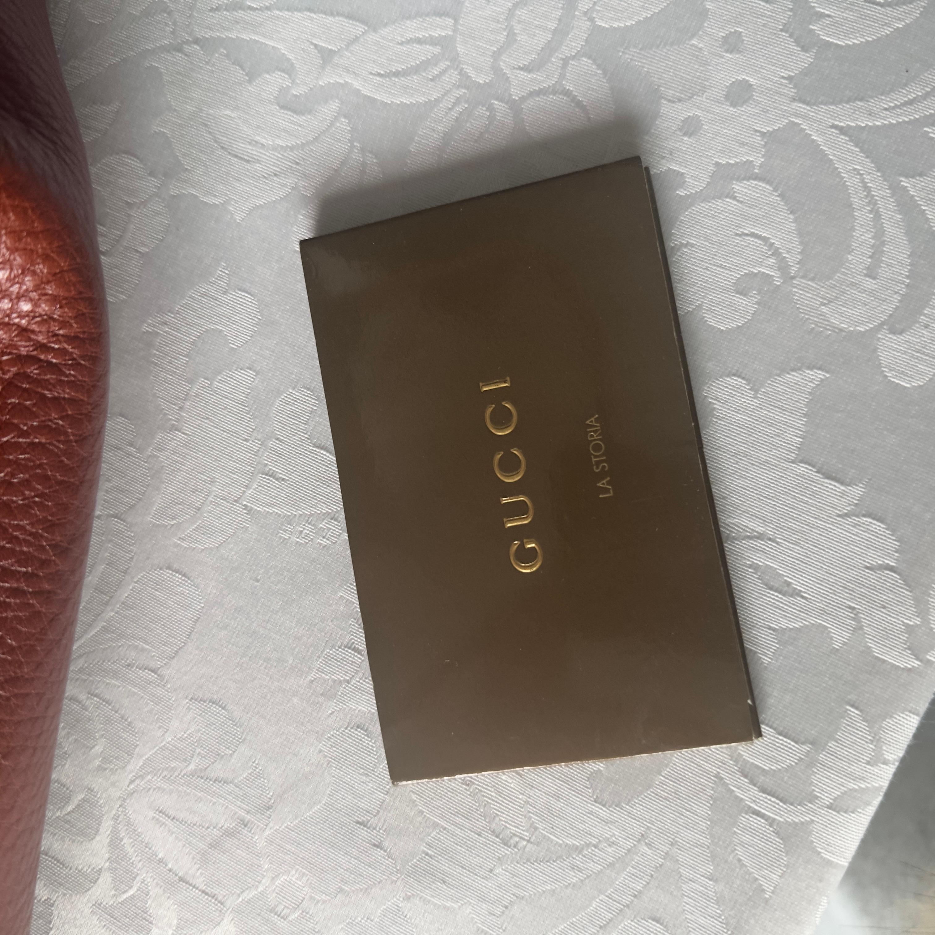 Gucci leather bag  like new For Sale 14