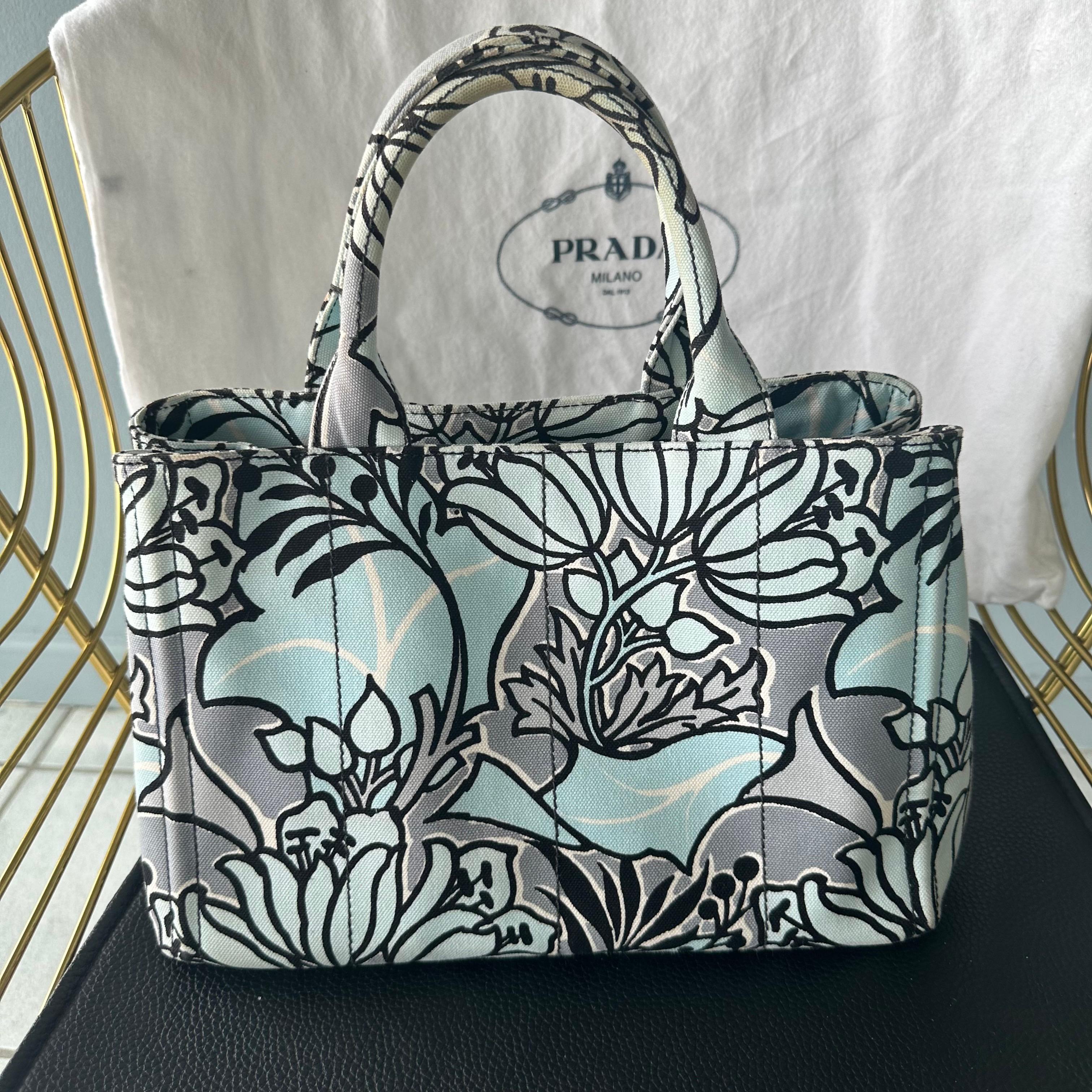 Grigio Borsa in Prada pari al nuovo