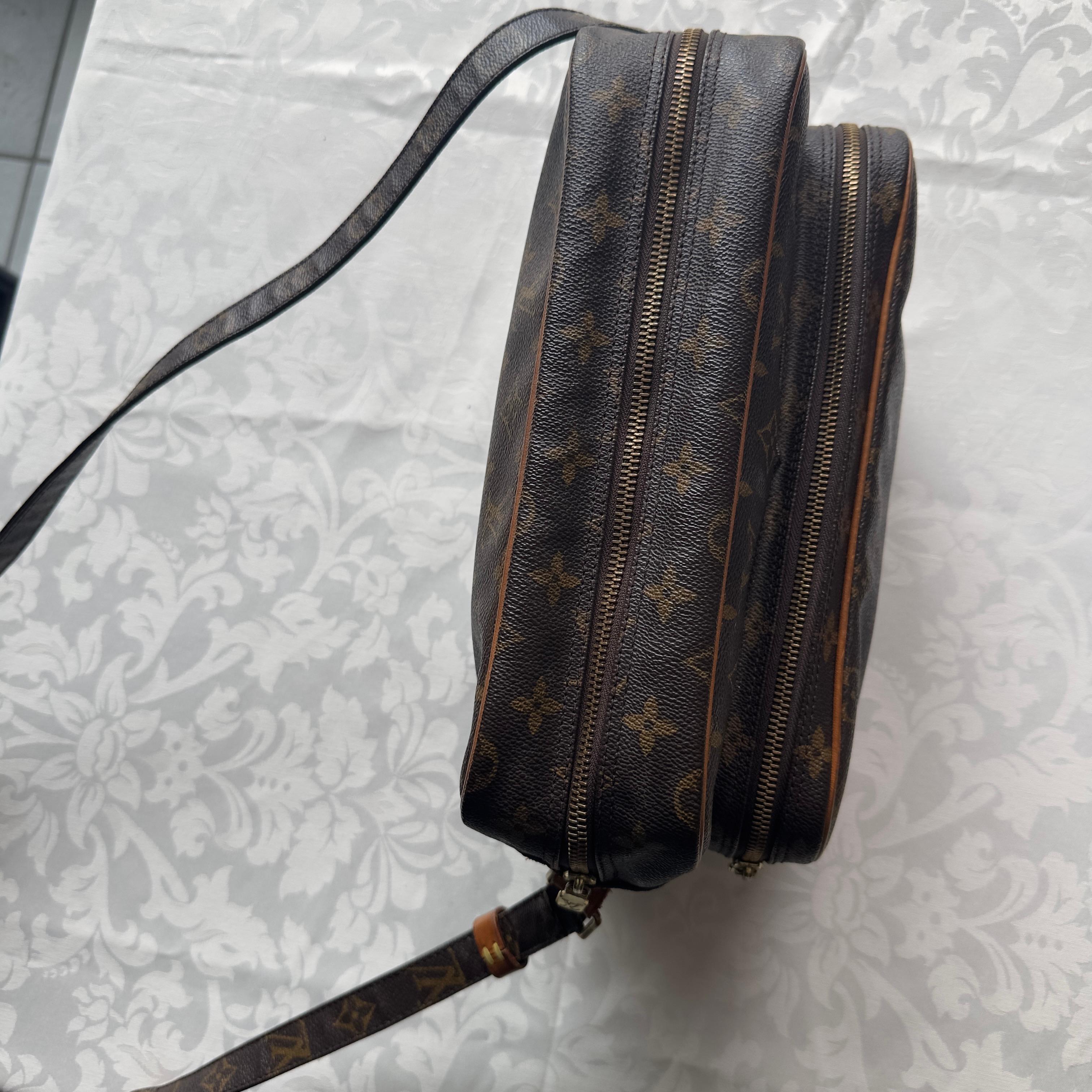 Borsa Louis Vuitton Nile in ottime condizioni 6