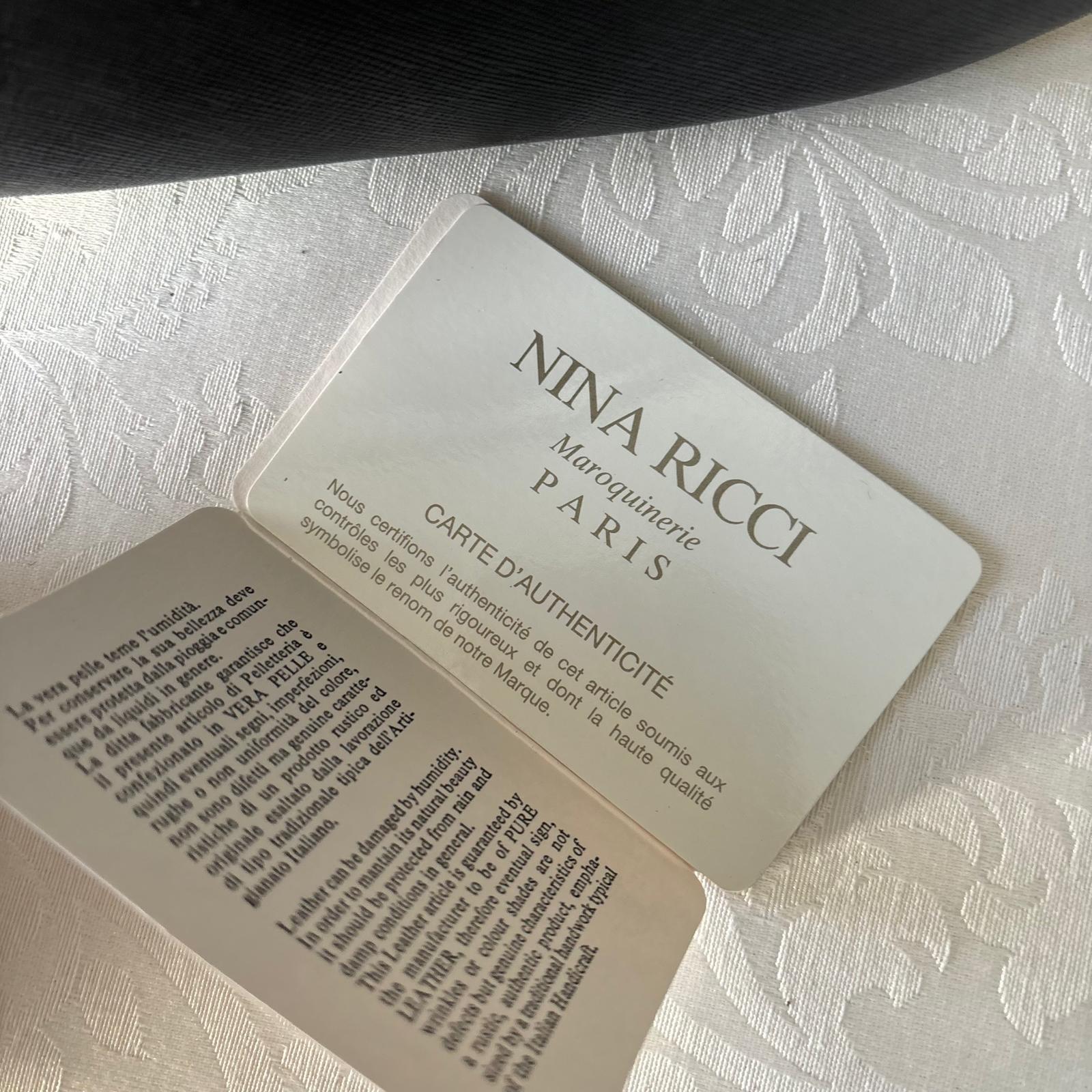 Borsa nera Nina Ricci Paris pari al nuovo 1