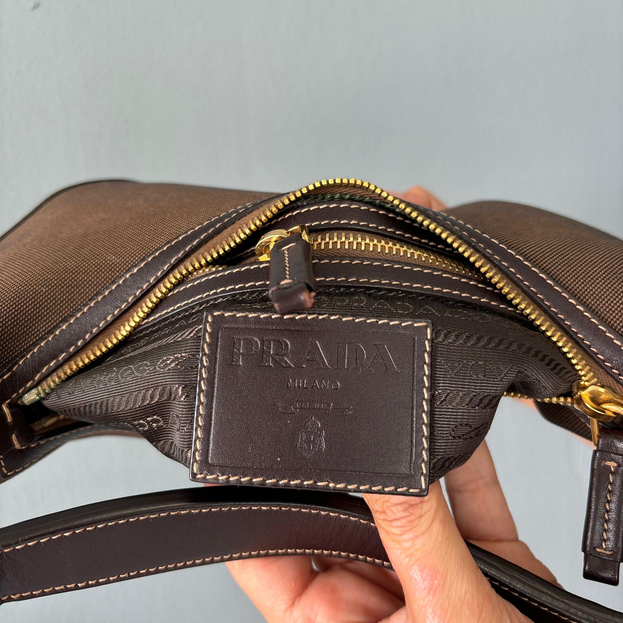 Borsa Prada in tela e pelle pari al nuovo For Sale 5