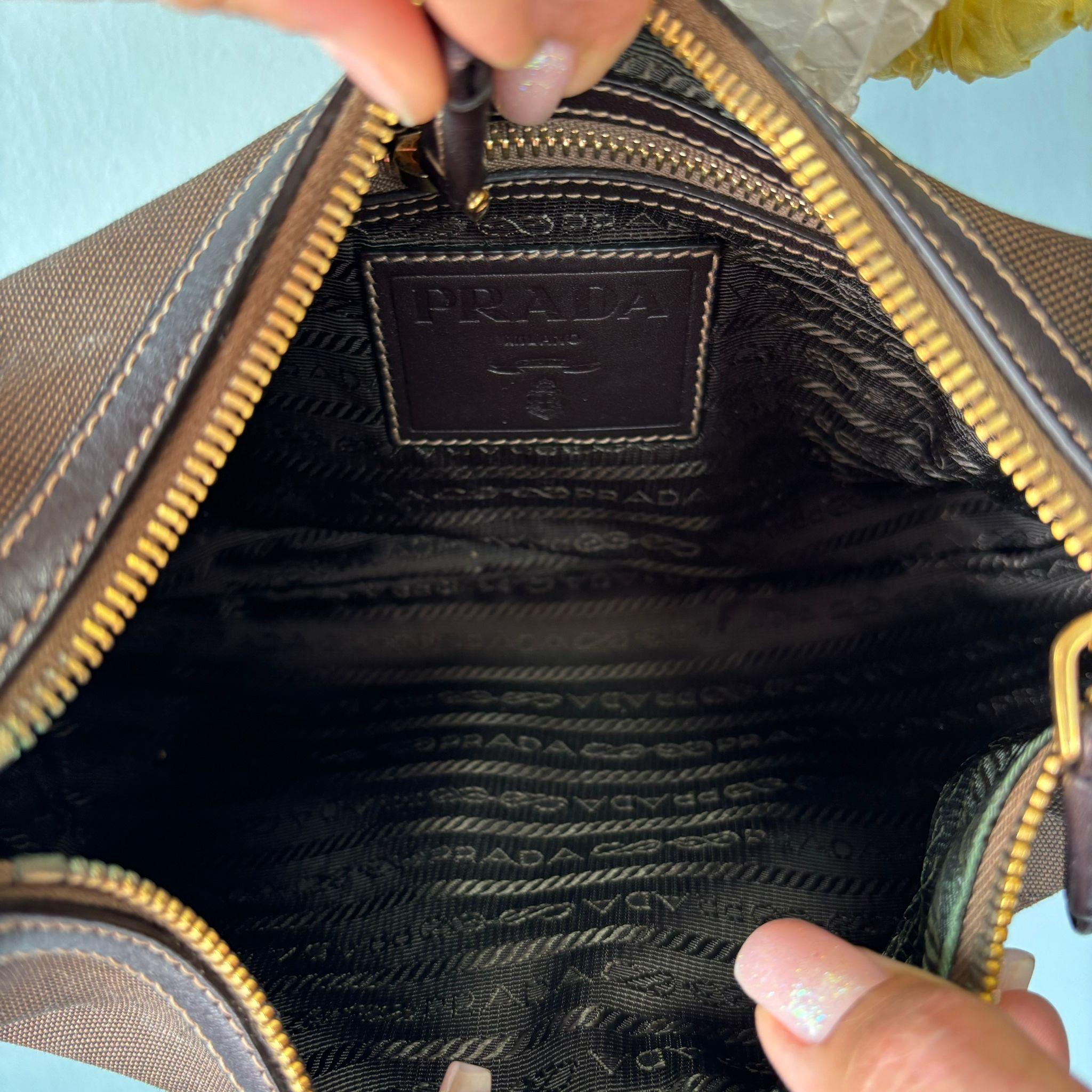 Borsa Prada in tela e pelle pari al nuovo For Sale 4