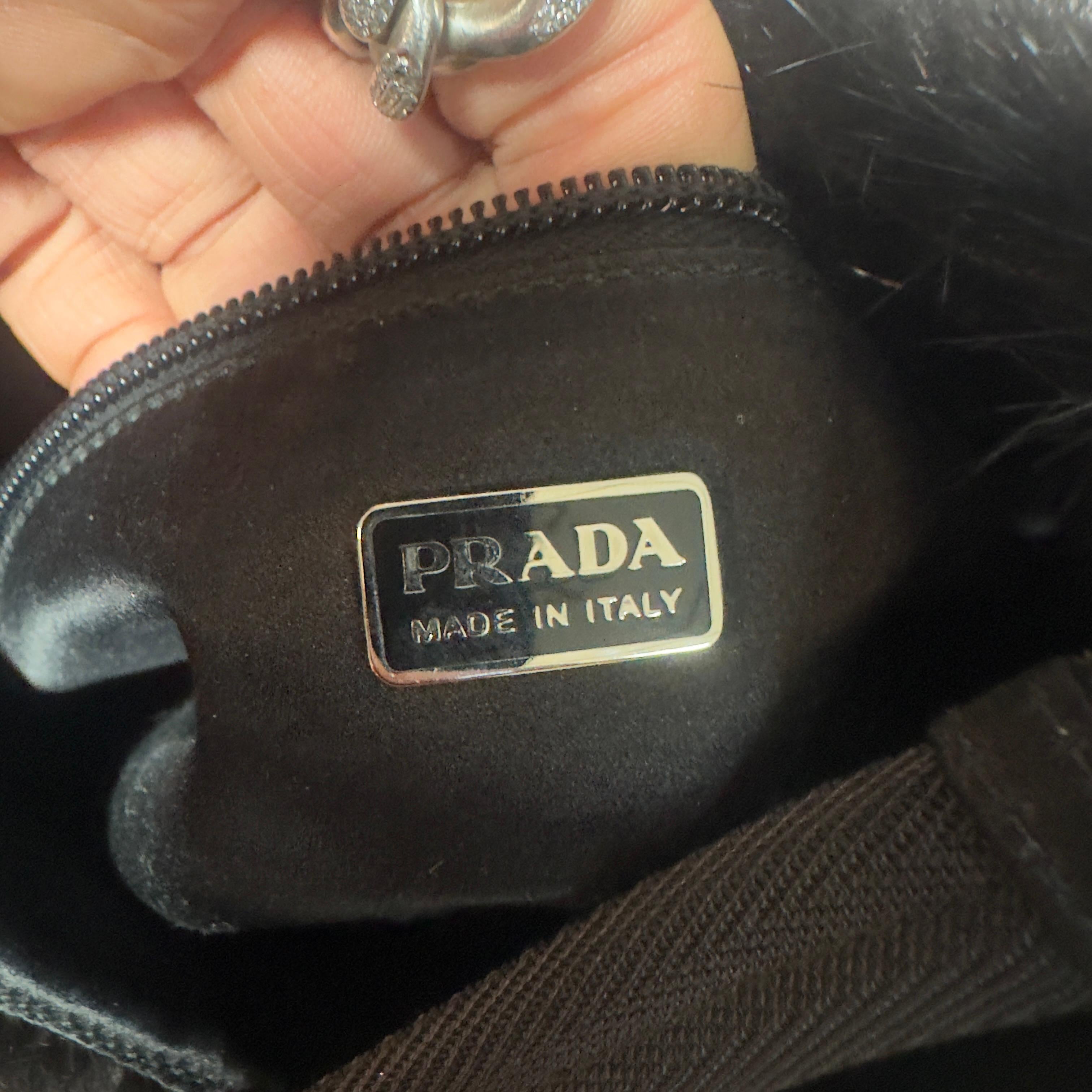 Borsa Prada in visone nero pari al nuovo 5