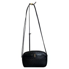 Borsa Yves Saint Laurent nera.