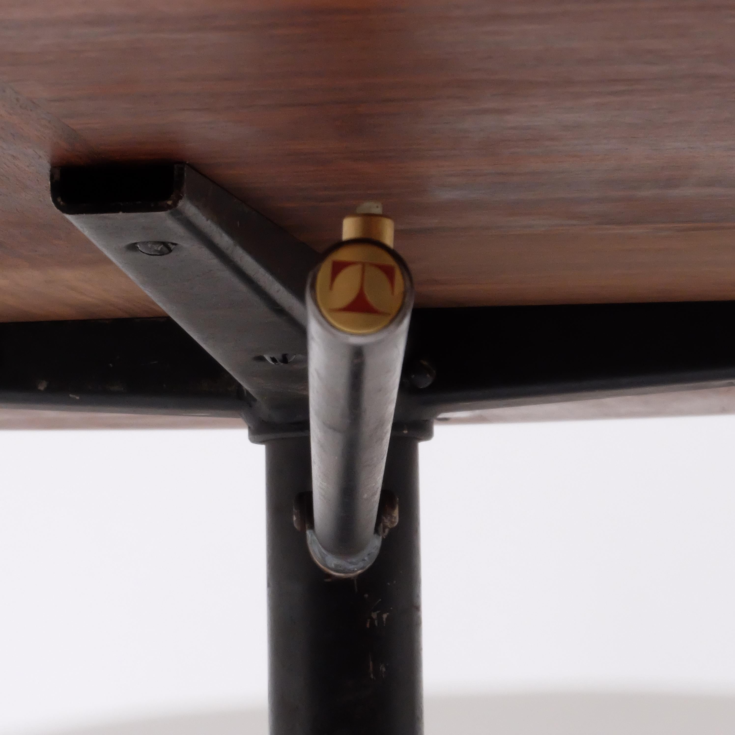Table haute réglable Borsani par Tecno T41,     Table de salle à manger ou table basse en vente 1