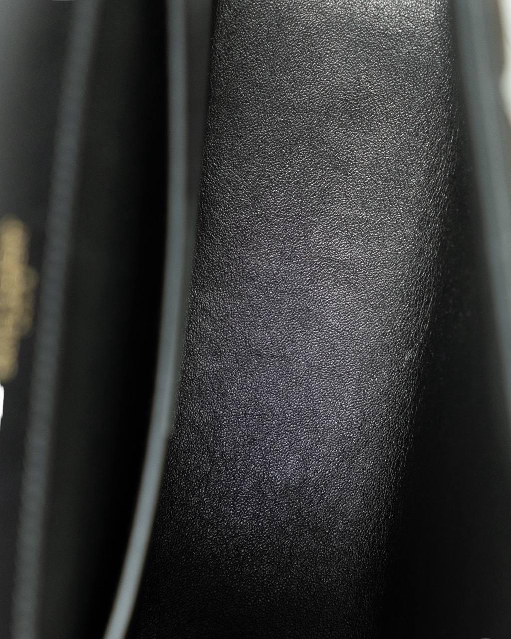 Borse a Spalla Saint Laurent Vicky Large Vernice Nera For Sale at 1stDibs