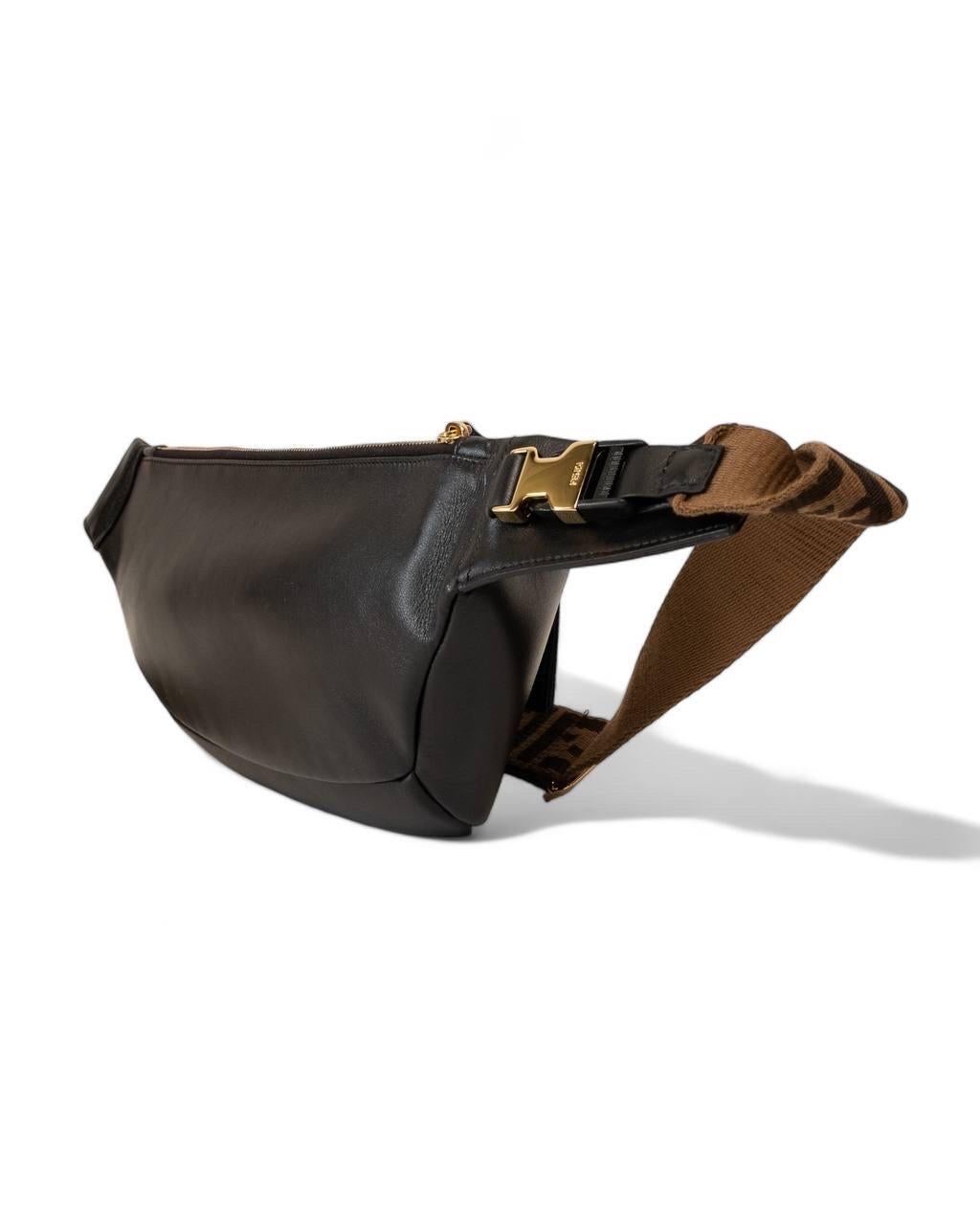 Borse a Tracolla \ Marsupio Fendi Belt Bag Logomania Nero 1