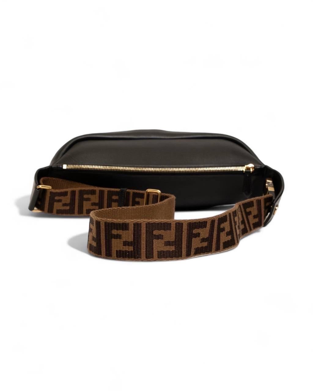 Borse a Tracolla \ Marsupio Fendi Belt Bag Logomania Nero 3