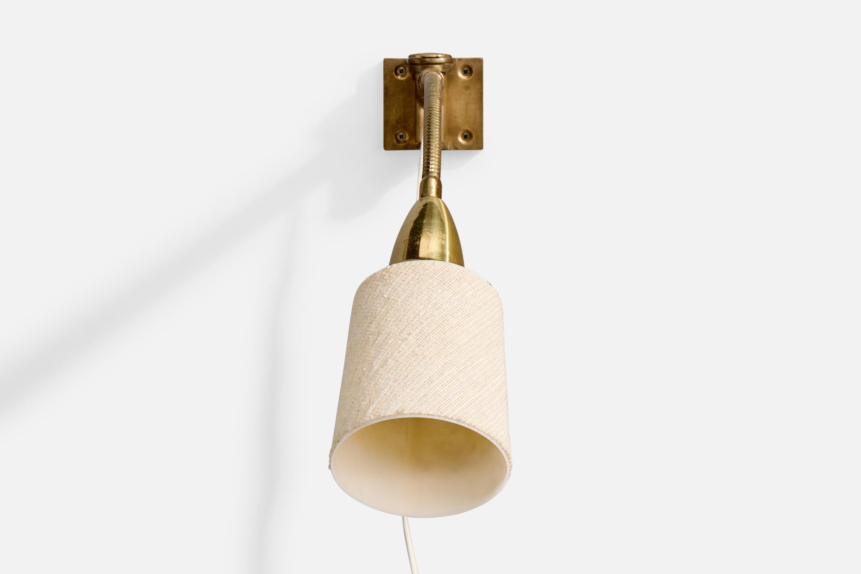 Bosch, Wall Light, Brass, Fabric, Germany, 1920s In Good Condition For Sale In High Point, NC