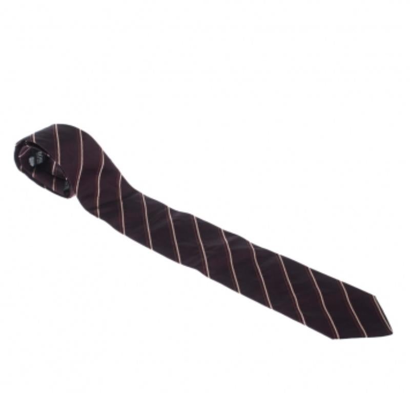 Noir Boss By Hugo Boss - Cravate classique en jacquard de soie à rayures diagonales rouge bordeaux en vente