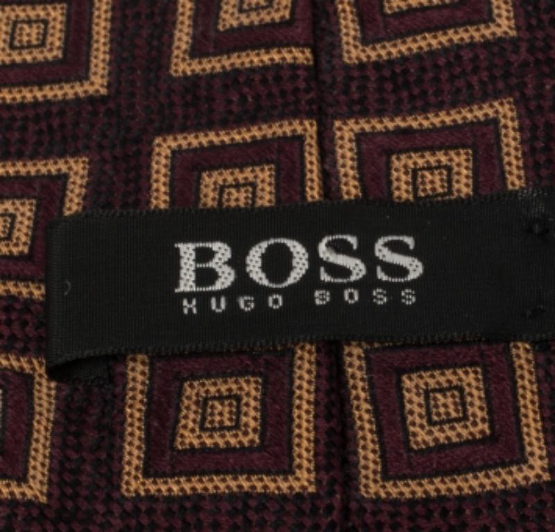 Black Boss By Hugo Boss Burgundy Square Patterned Silk Jacquard Traditional Tie For Sale