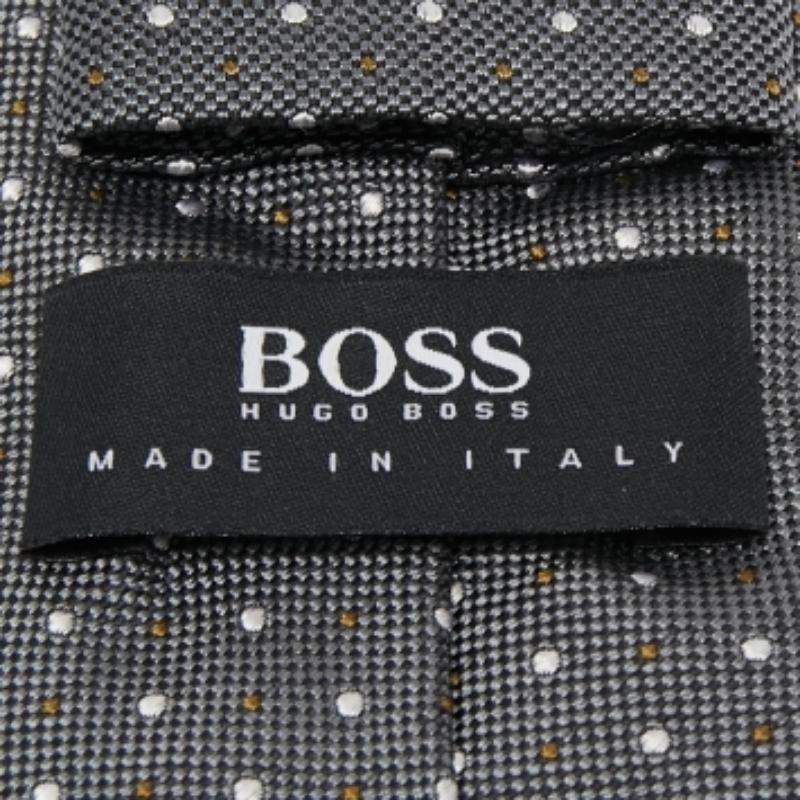 Gris Boss By Hugo Boss - Cravate en soie jacquard grise à motifs de points en vente