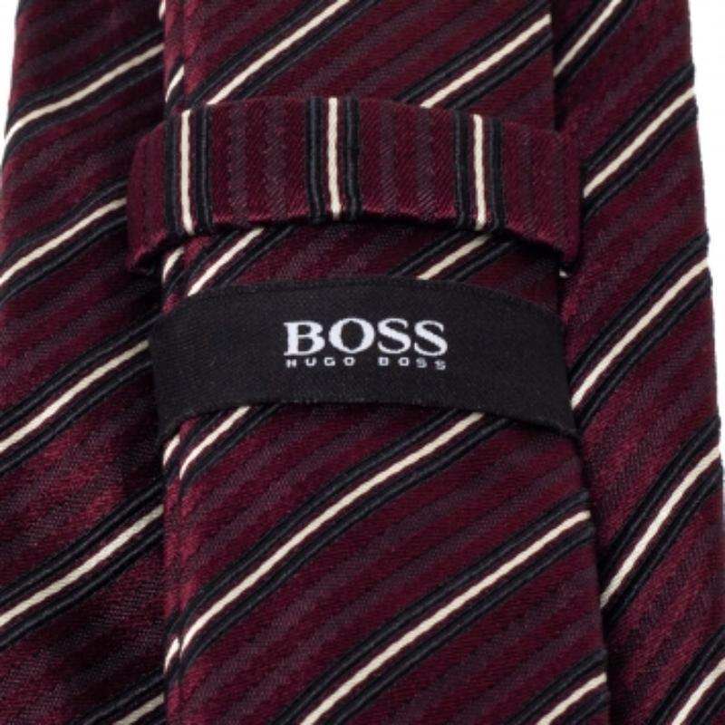 Nero Cravatta in seta a righe diagonali Boss By Hugo Boss Maroon in vendita