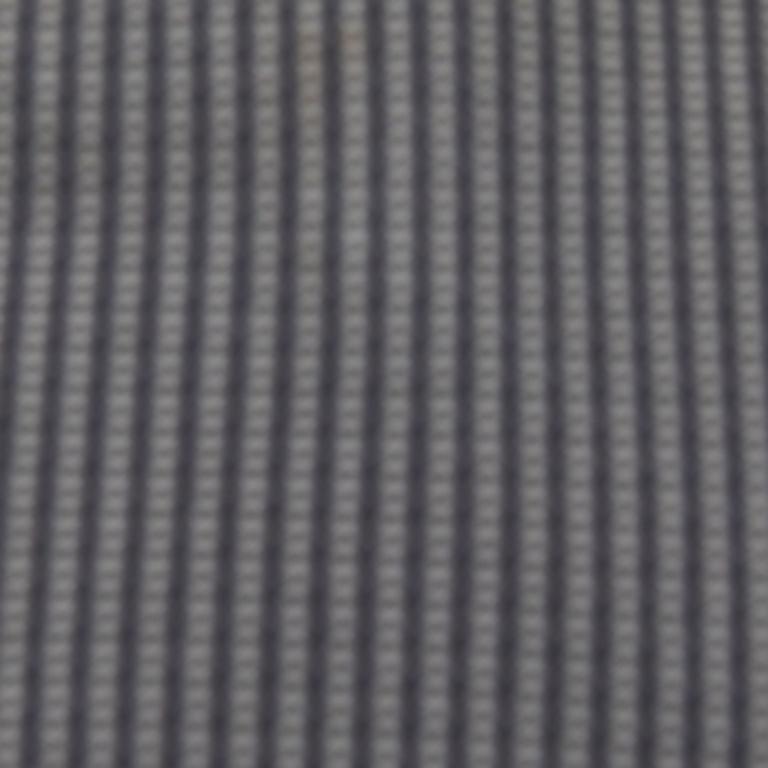 Diese Boss by Hugo Boss Krawatte ist ein perfektes formelles Accessoire, das einen scharfen und modernen Reiz hat. Sie ist aus luxuriösen MATERIALEN gefertigt und mit aufwändigen Mustern versehen. Das Label der Marke ist auf der Rückseite aufgenäht.