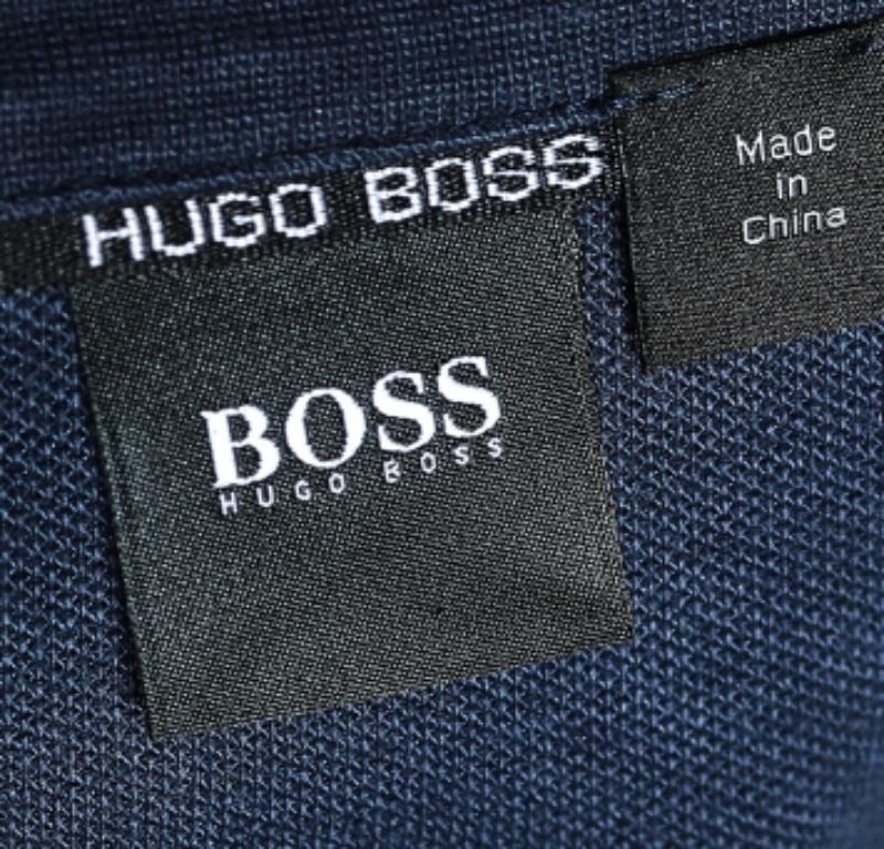Boss By Hugo Boss - Giacca da ginnastica in maglia blu navy con zip sul davanti M. I. In condizioni buone in vendita a Dubai, Al Qouz 2
