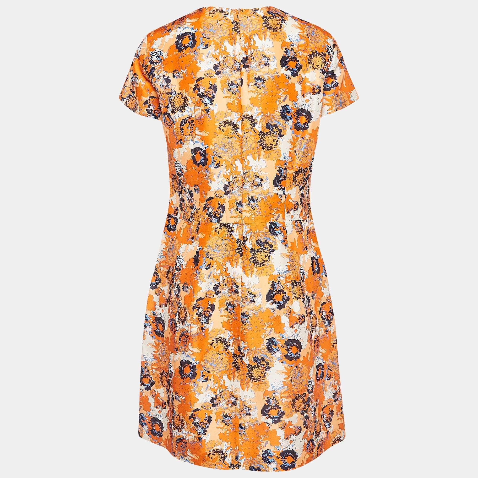 Elevate your everyday elegance with this gorgeous dress. Impeccably tailored for a great fit, it offers exceptional comfort with premium materials. Versatile and timeless, this dress effortlessly adapts to any occasion, ensuring you always look and