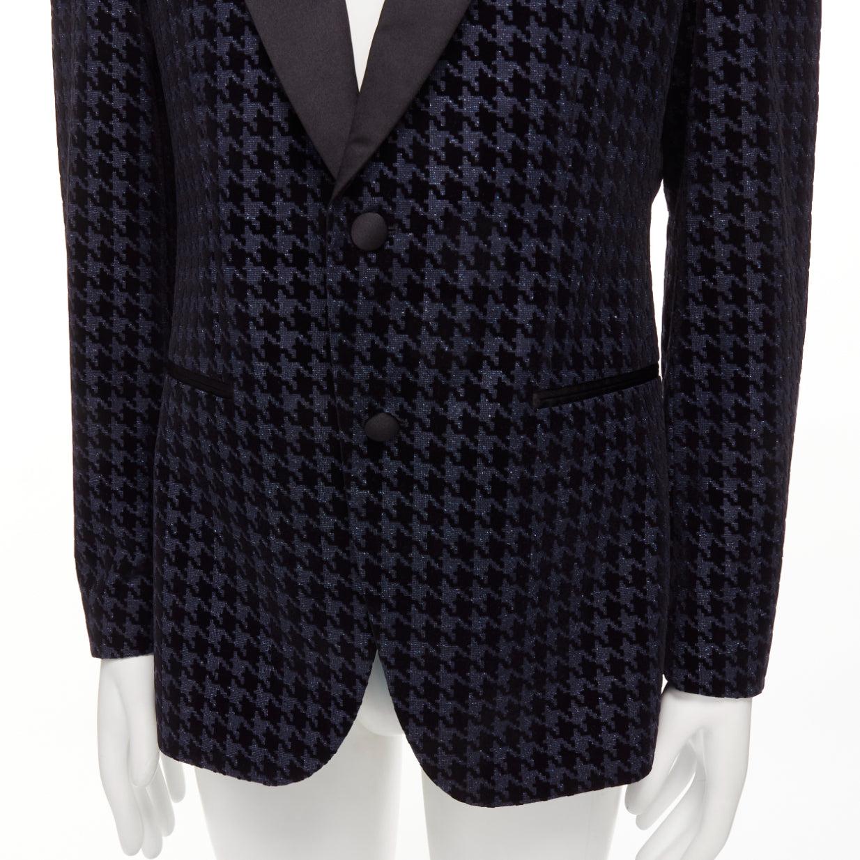 Boss By Hugo Boss 2019 in lana vergine, seta, pied de poule in velluto navy, blazer da smoking IT50 L. in vendita 2