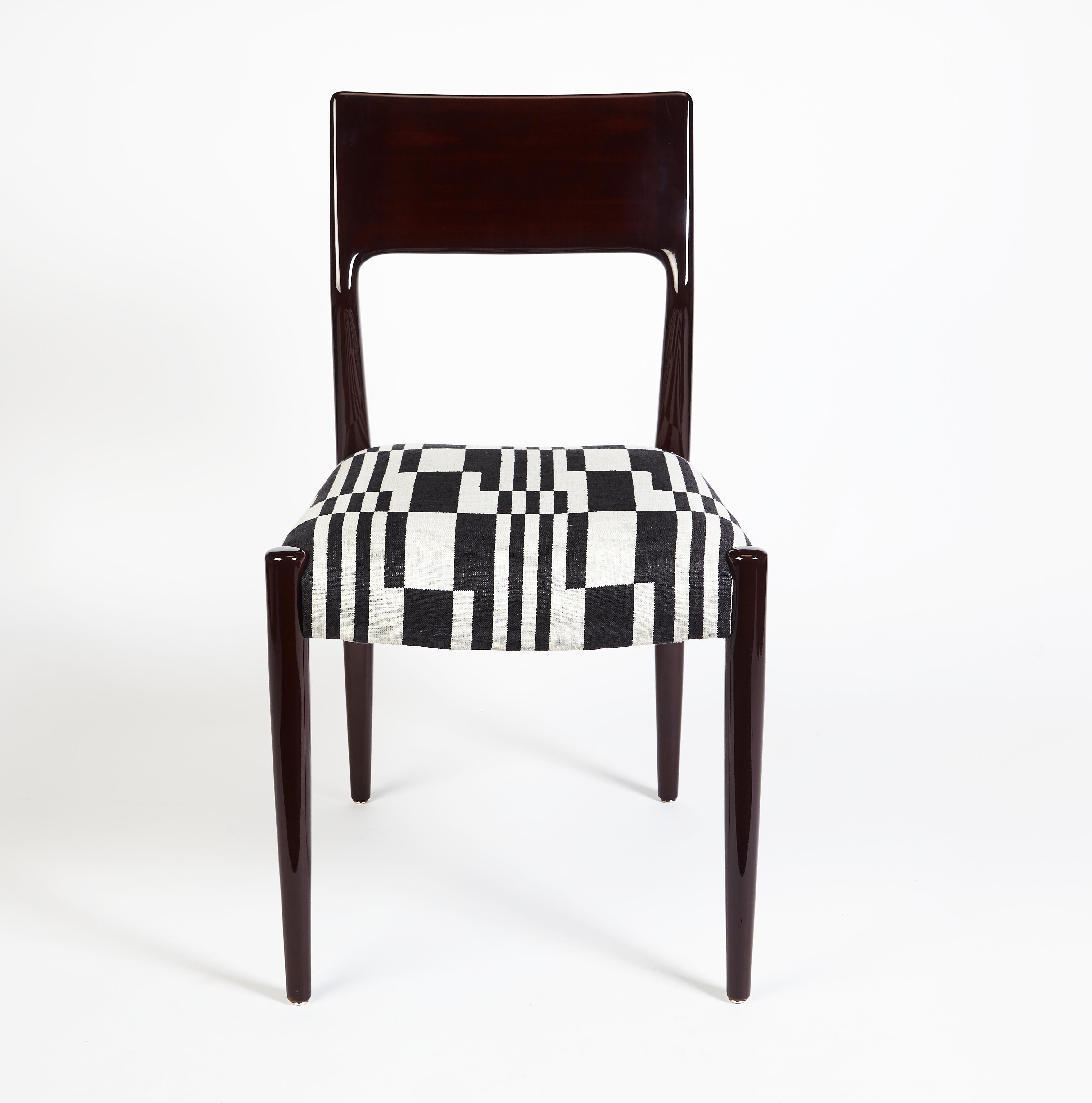 Bossa Chair, in Mahogany Wood, Handcrafted in Portugal by Duistt In New Condition For Sale In Leça da Palmeira, PT