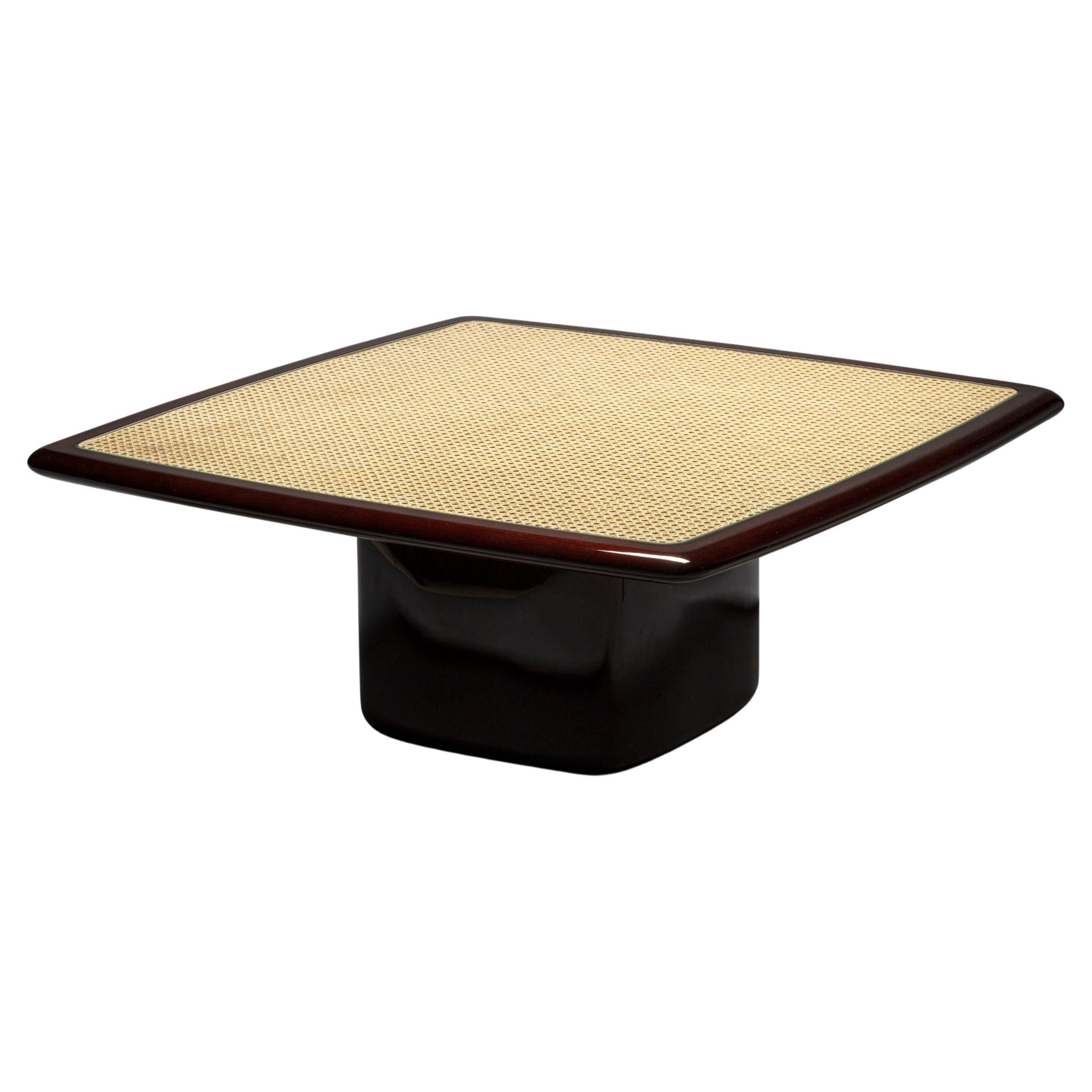 Tavolino quadrato Bossa, Wood mogano lucido, realizzato a mano da Duistt