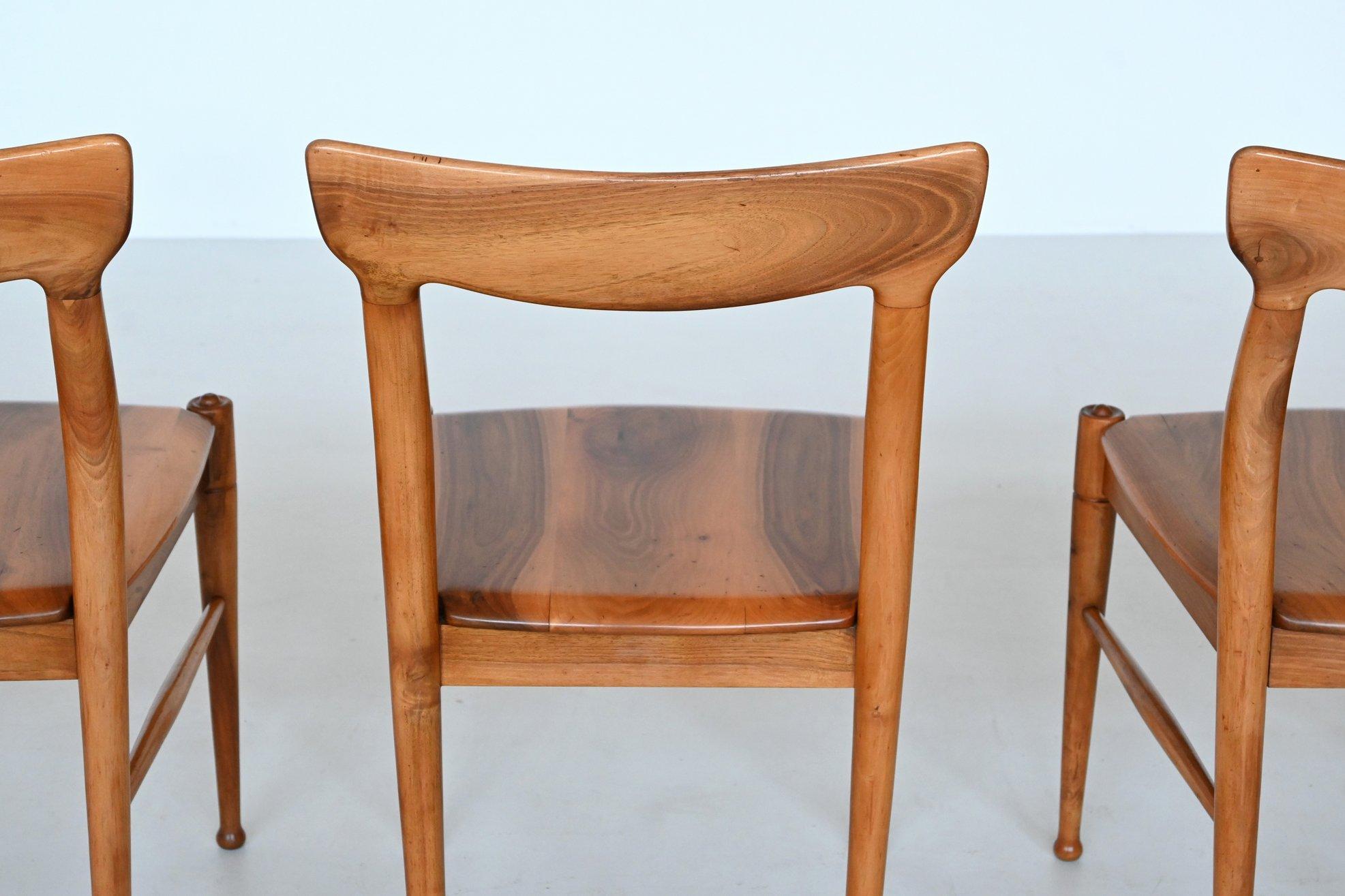 Bosteels Meubelen sculptural dining chairs in walnut Belgium 1960 For Sale 2