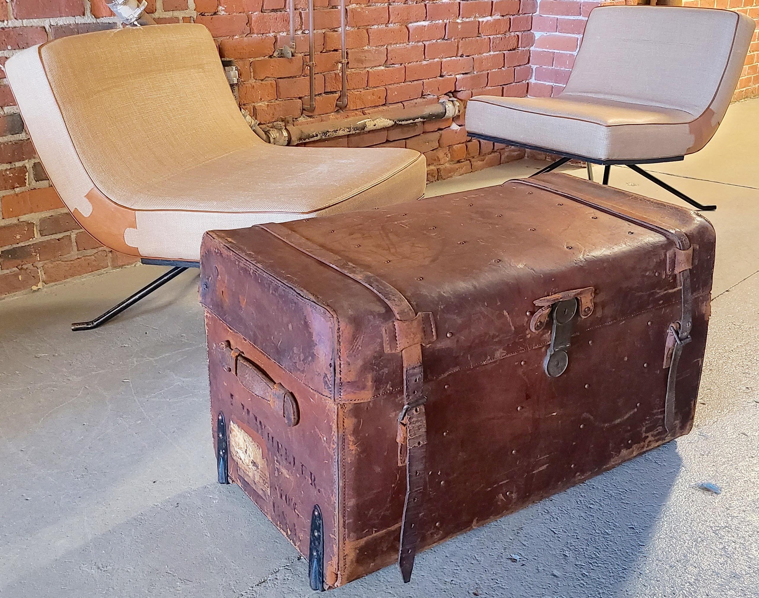 Boston Civil War Era Leather Brass Travel Trunk  In Fair Condition For Sale In Fraser, MI