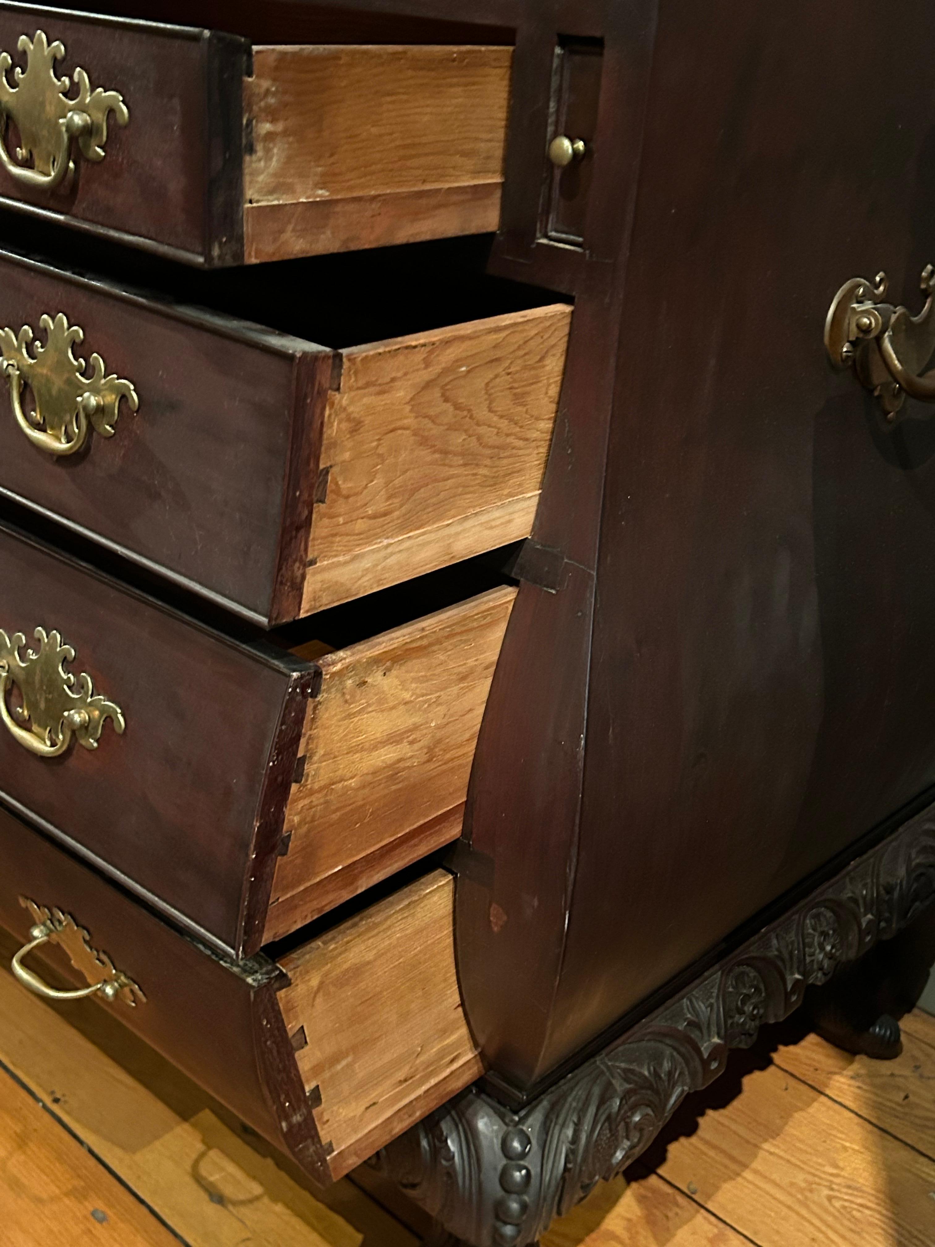 Segretaria a bombe in stile Chippendale Boston in vendita 3