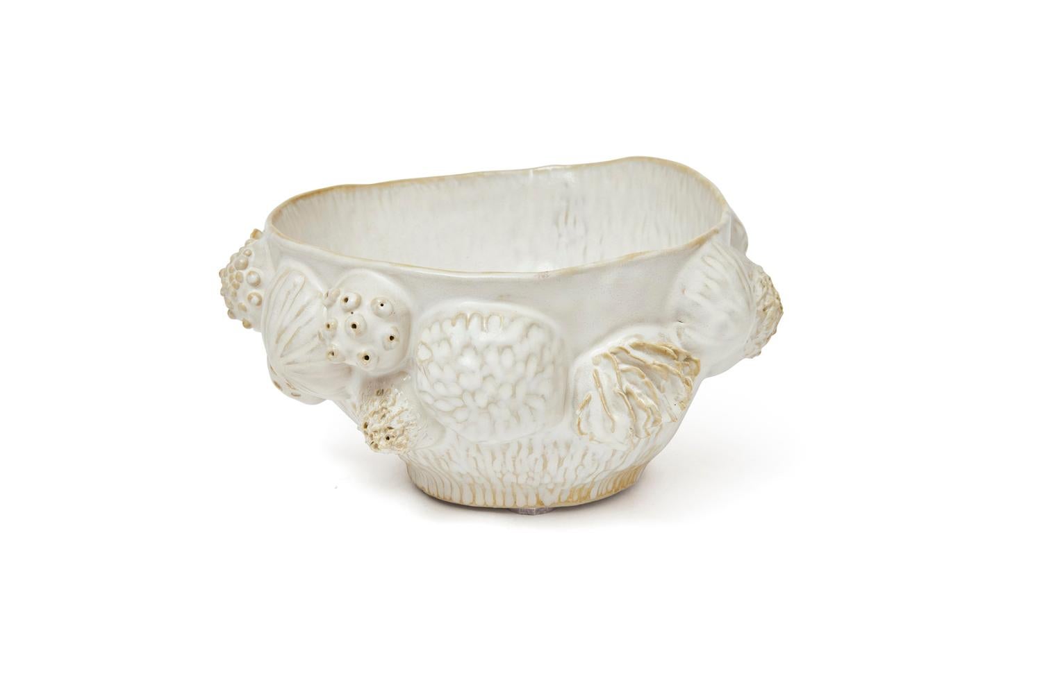 Trish DeMasi
Botanica bowl, 2021
Glazed ceramic
Measures: 5.5 x 11.25 x 10.5 in.