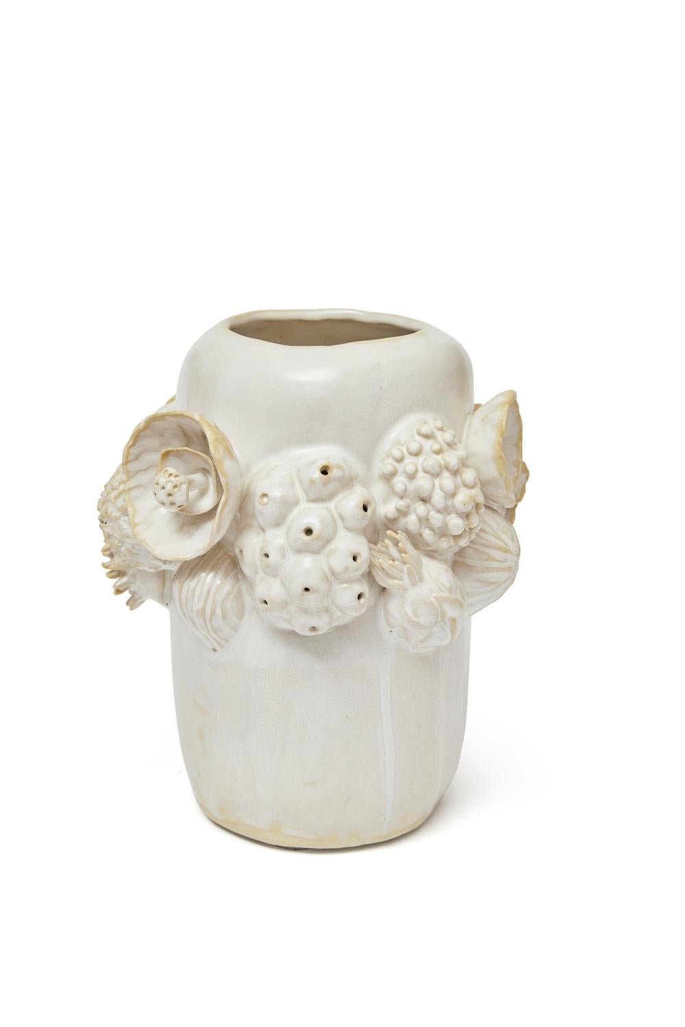 Trish DeMasi
Vase Botanica, 2021
Céramique émaillée
Mesures : 9 x 8 x 8 in.