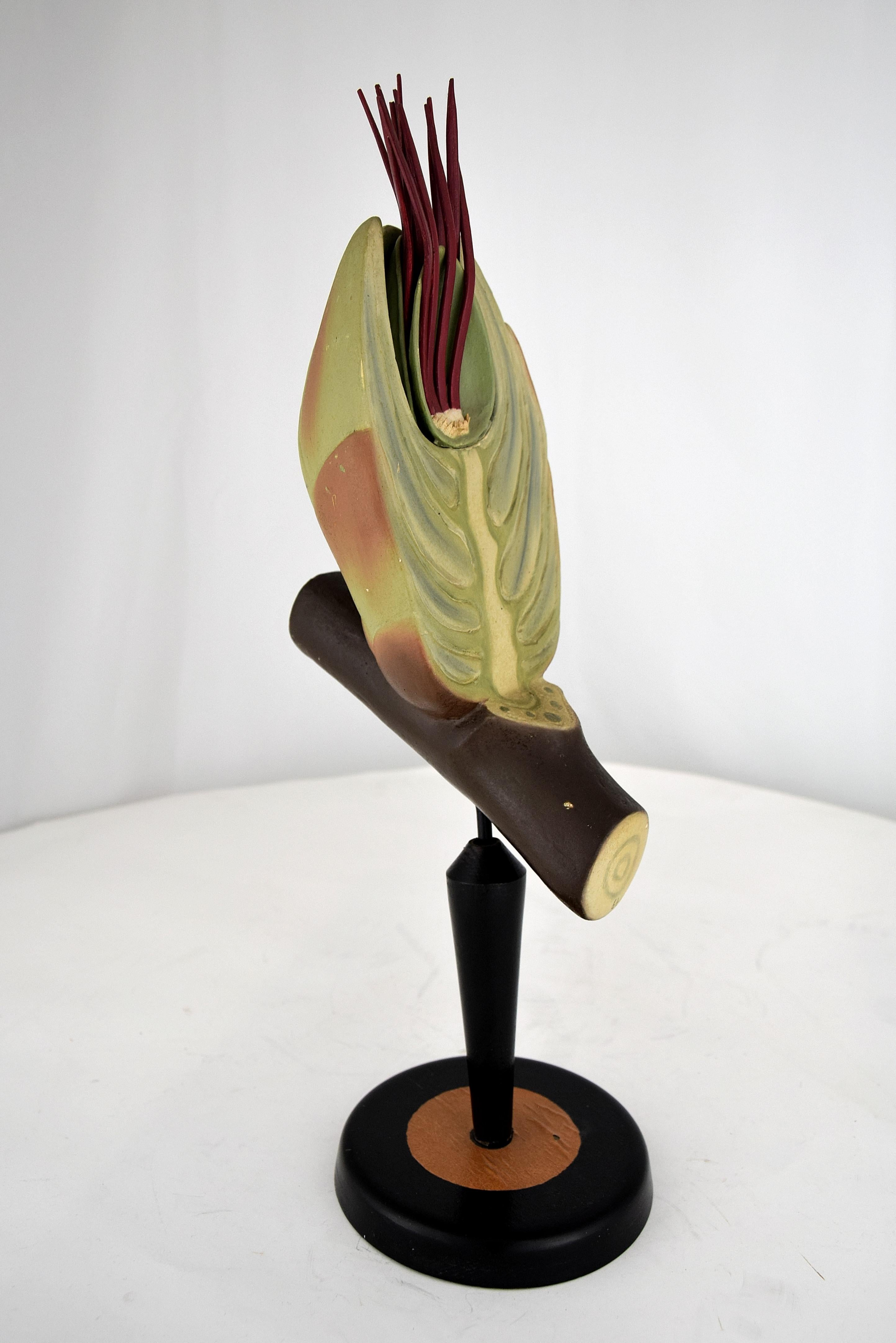 Beautiful Mid-Century Modern hand painted ceramic intersection of a blooming Hazelnut, Corylus Avellana. This rare sculptural piece is in great condition as can be seen in the images. Made in Leipzig, German Democratic Republic, East Germany in the