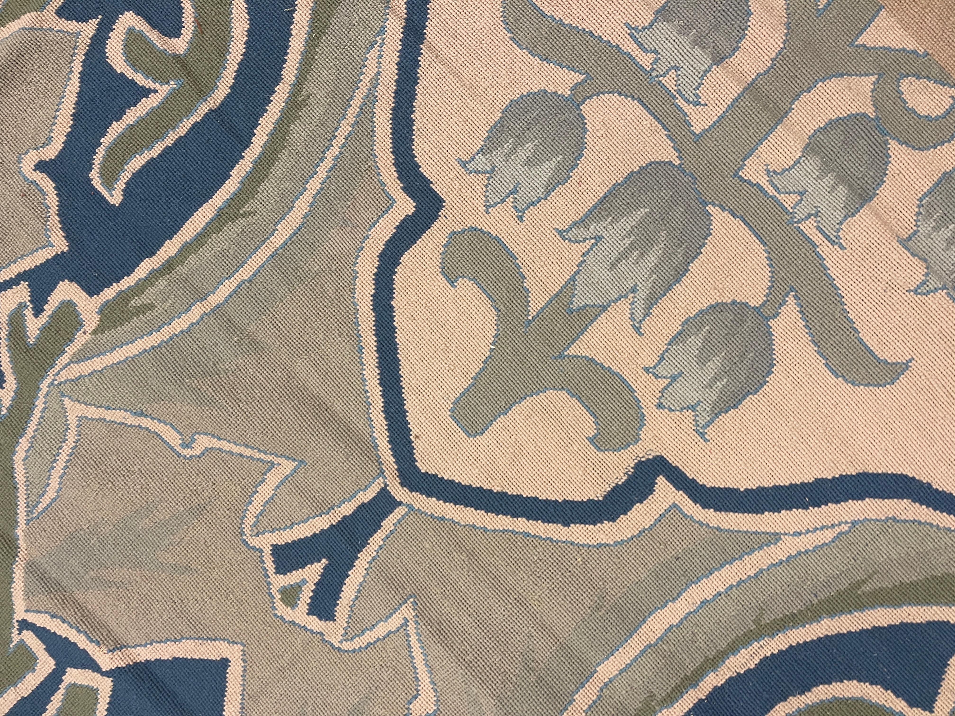 Fin du 20e siècle Tapis Greene & Greene Greene Art Nouveau Tapis d'Aubusson Tapis de laine tissé à la main Point d'aiguille en vente