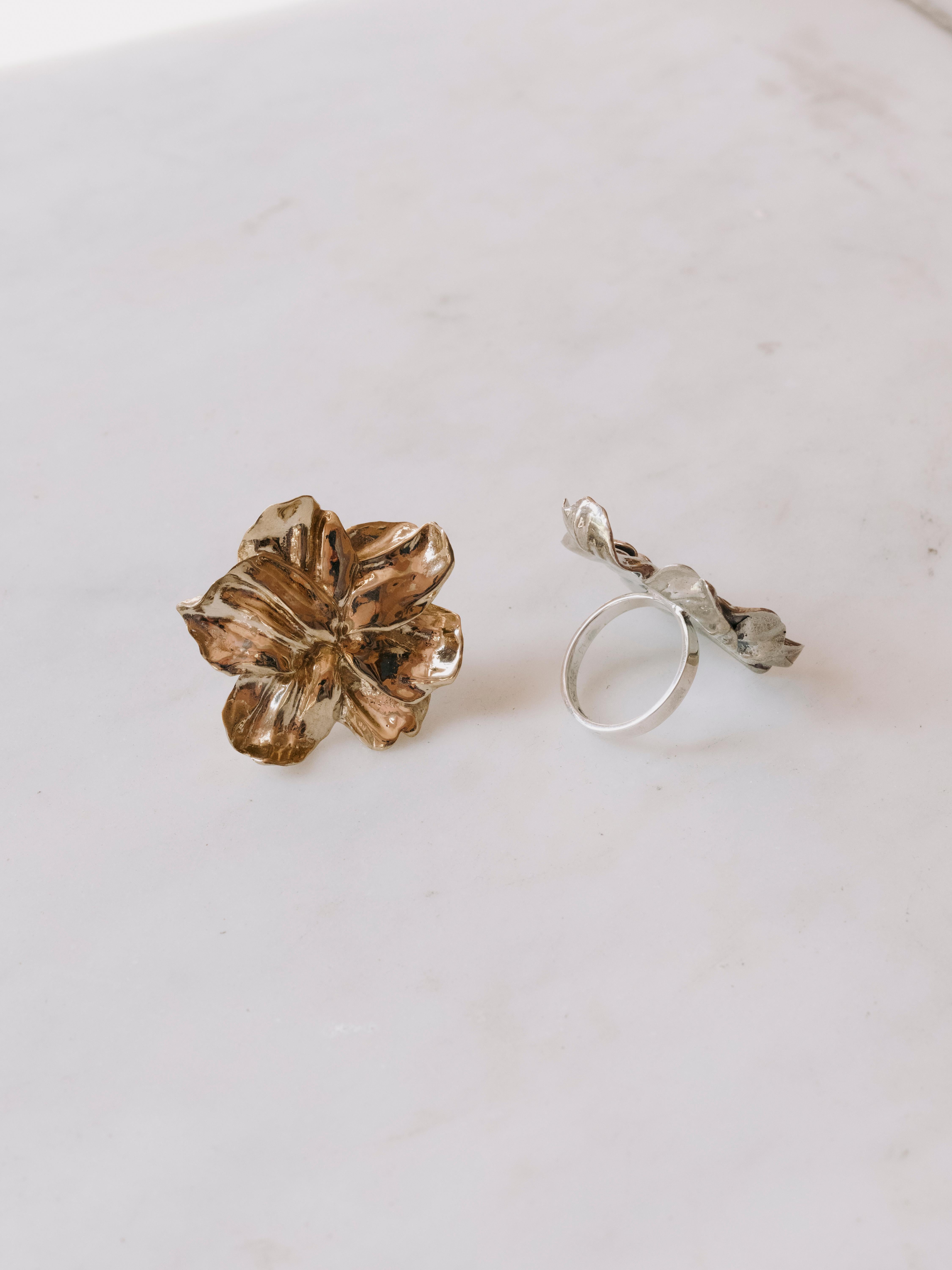 Anillo Botánico - Tavia Atelier x Kristina Larson Contemporáneo en venta