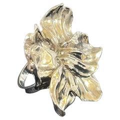 Botanical Ring - Tavia Atelier x Kristina Larson