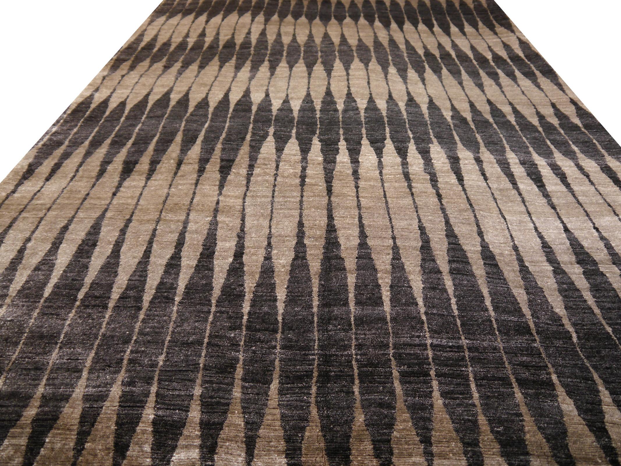 Tapis en soie botanique noué à la main, gris anthracite, design moderne Djoharian en vente 2