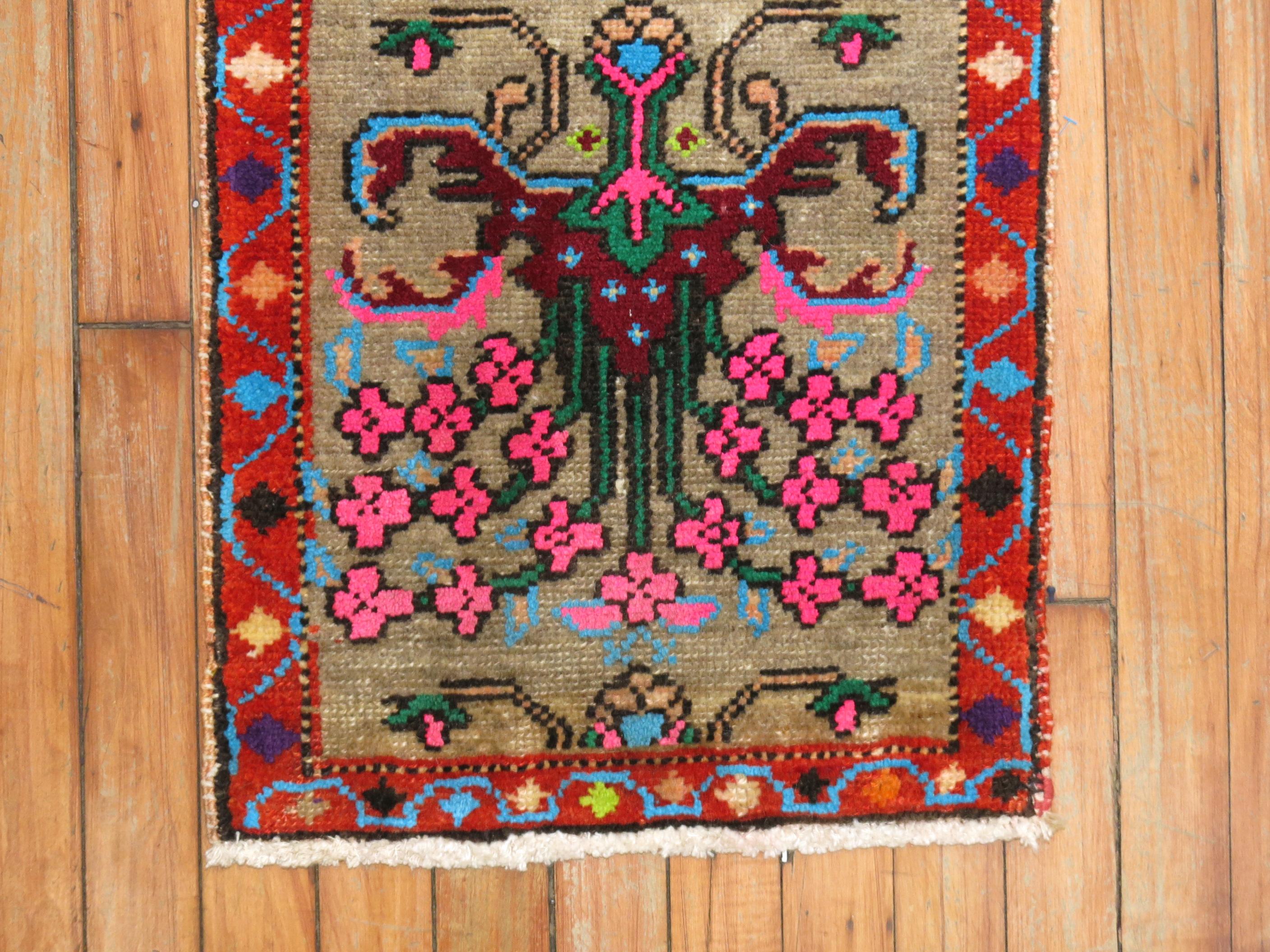 Hand-Woven Botanical Vintage Turkish Small Rug For Sale