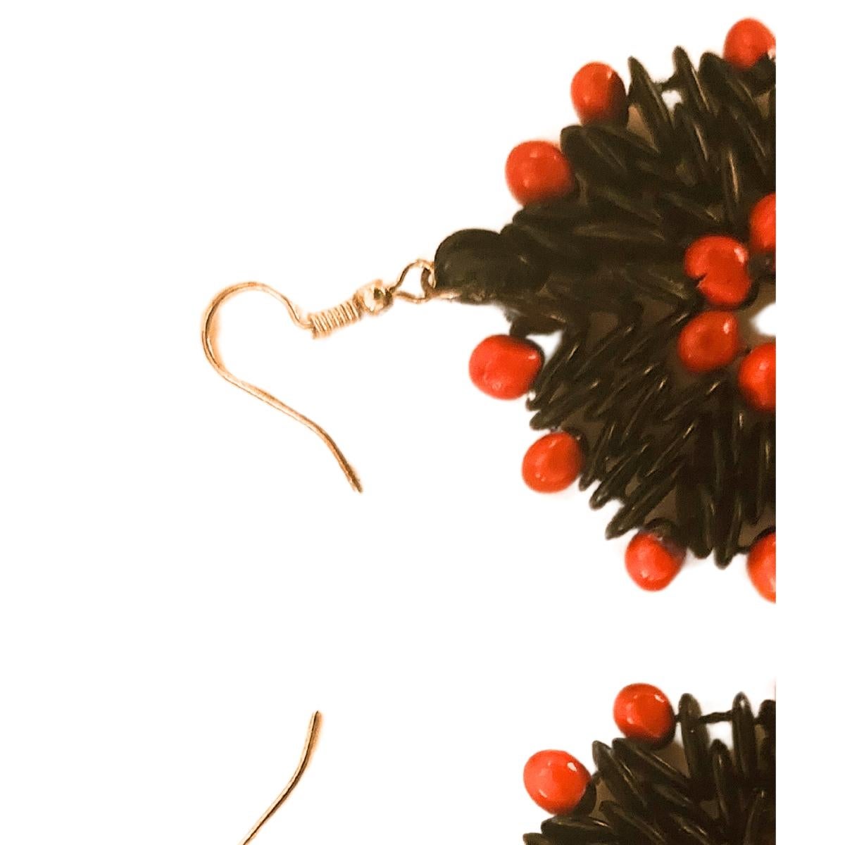 Botanique Crimson Halo Earrings In New Condition For Sale In Oxford, MD
