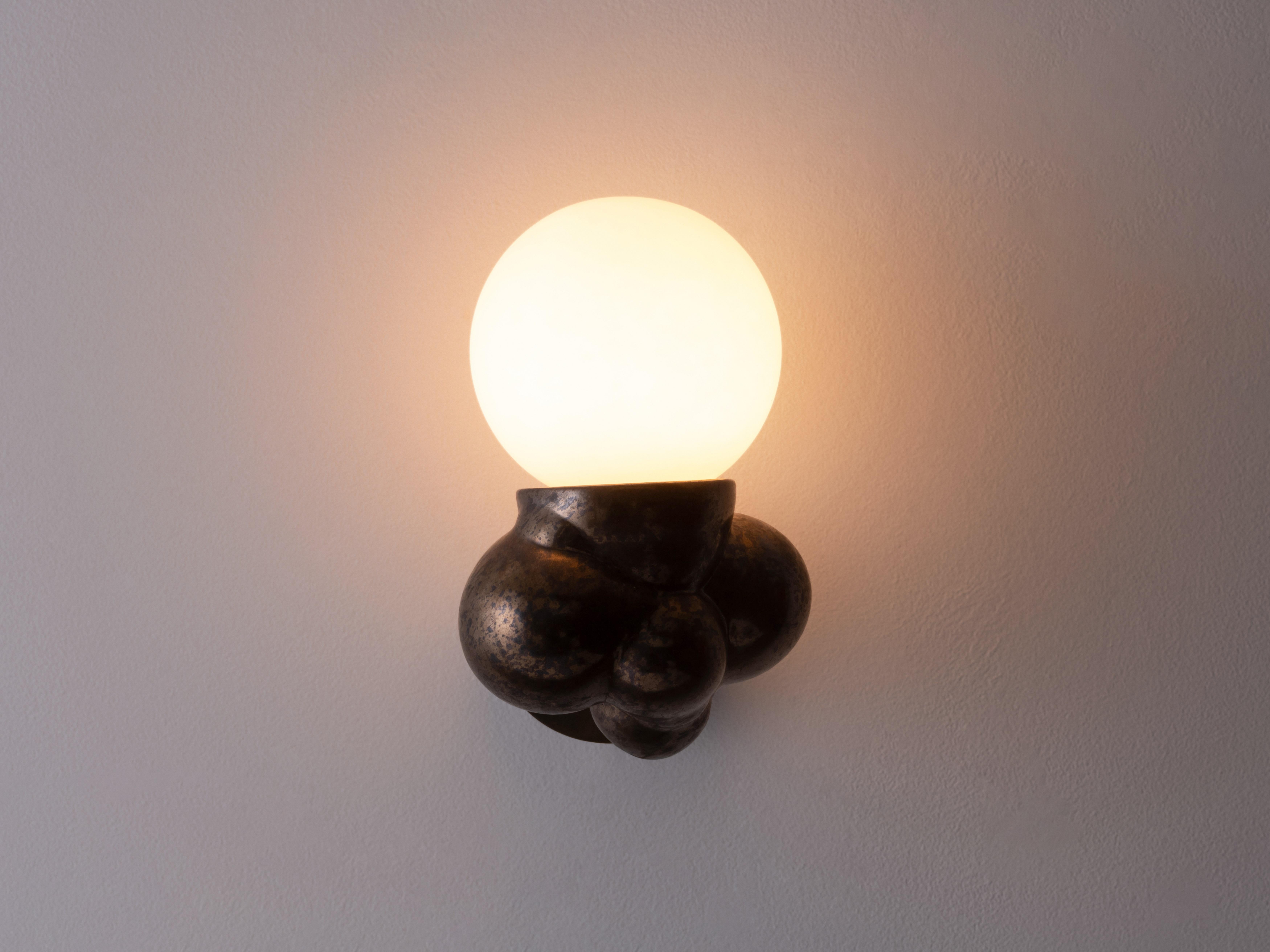 Lámpara Botryoidal de Forma Rosa Studio en Nuevo estado para la venta en Geneve, CH