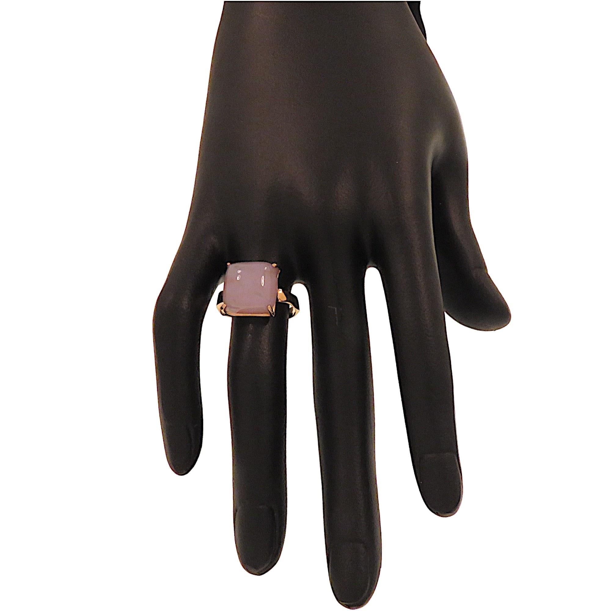 Taille cabochon Botta Gioielli anello a fascia con calcedonio en Oro rosa en vente