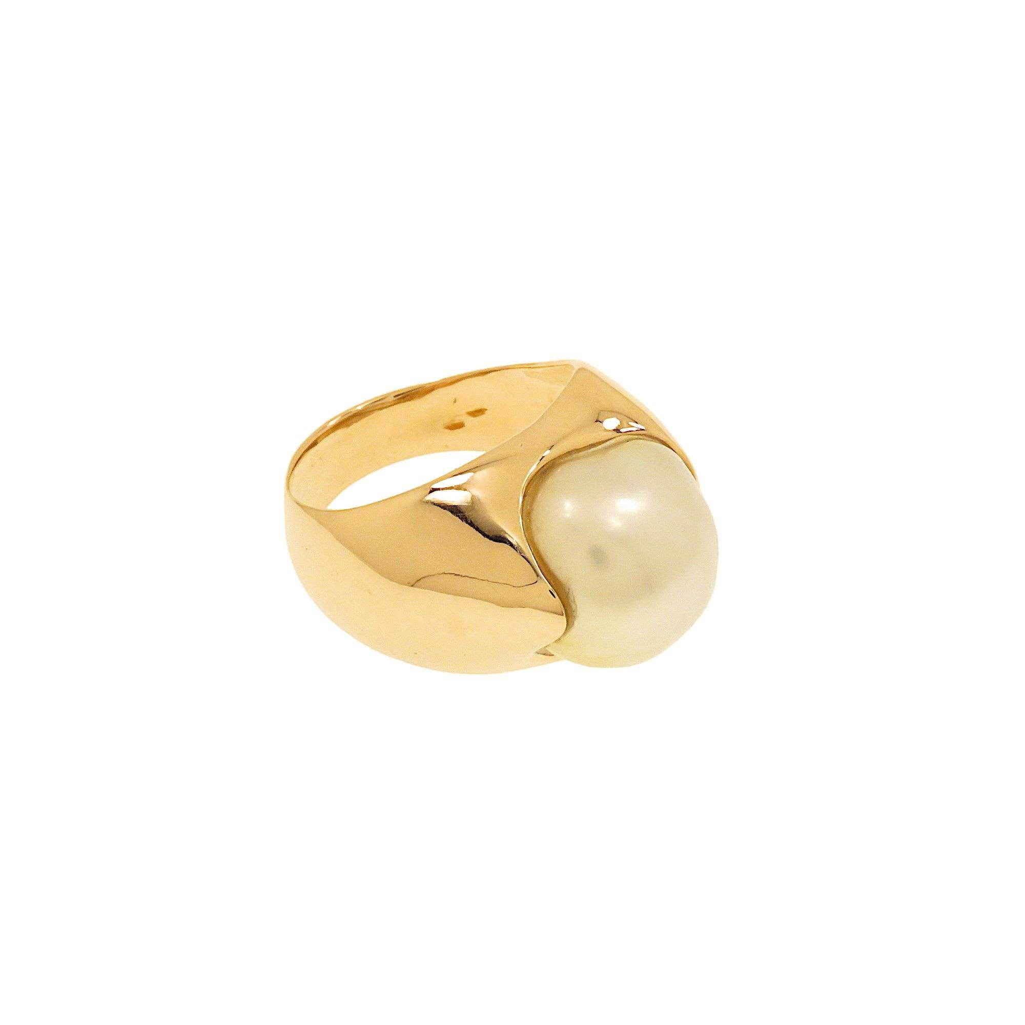 Botta jewelry ring with Australian pearl in rose gold In New Condition For Sale In Milano, IT