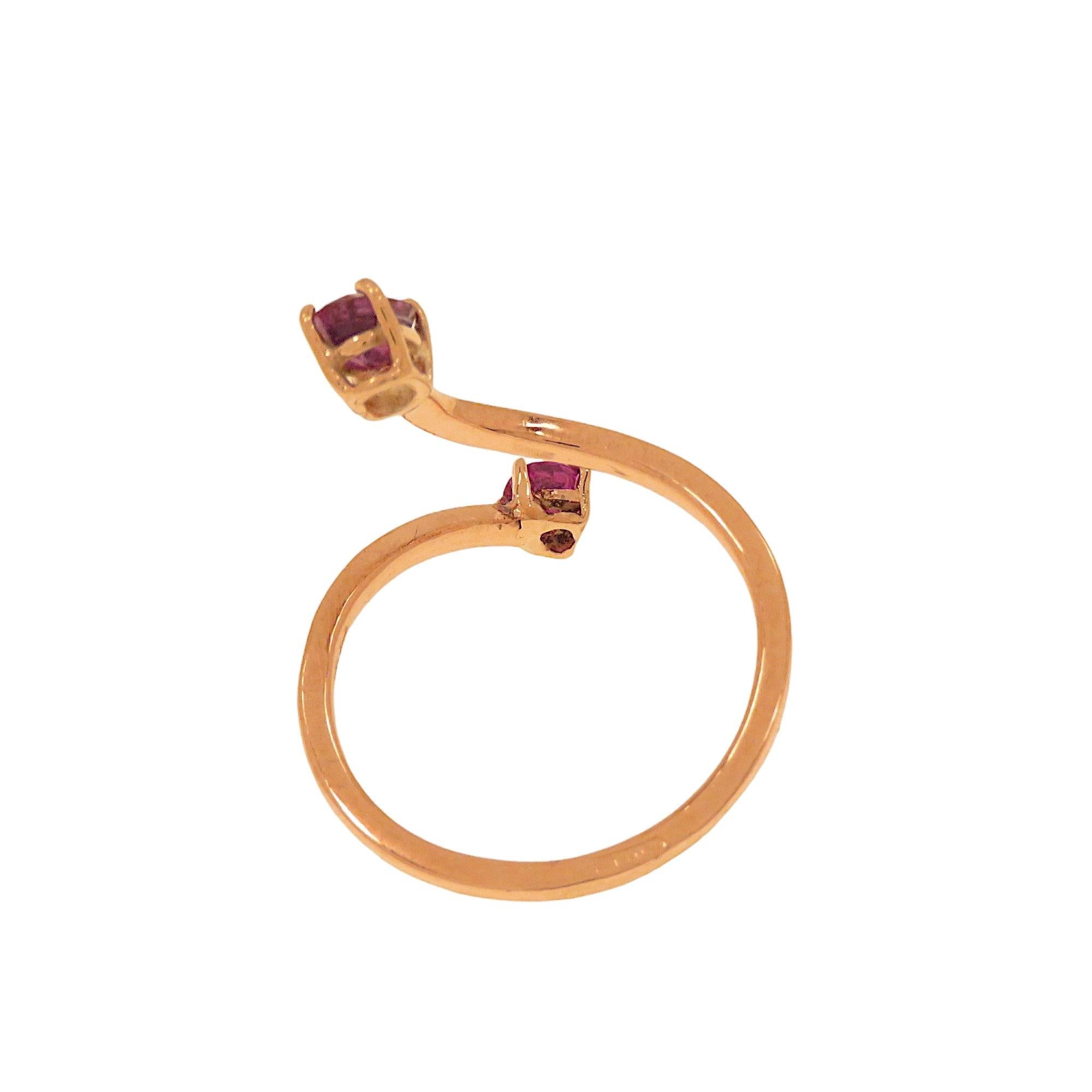 Botta gioielli anello con rubini in oro rosa fabbricato in Italia For Sale 4