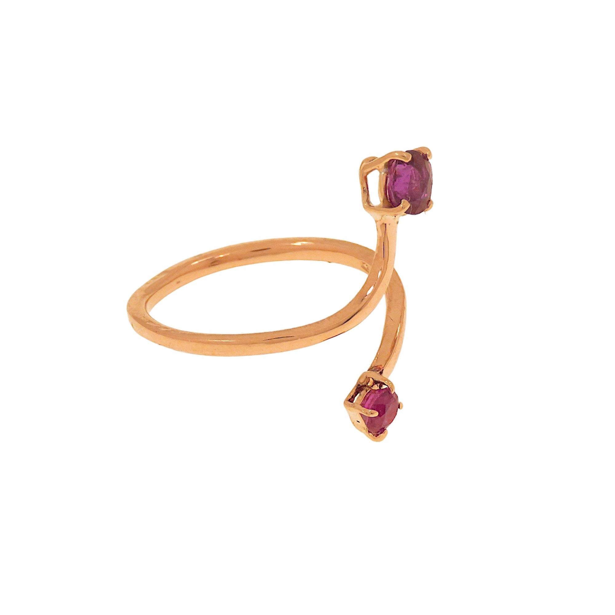 Botta gioielli anello con rubini in oro rosa fabbricato in Italia For Sale 2