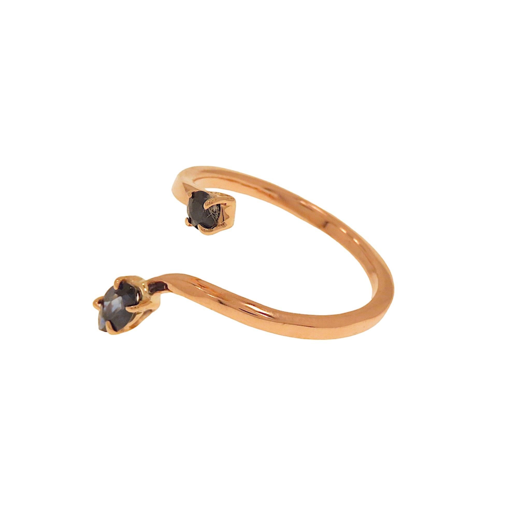 Schmuckring Botta mit blauen Saphiren aus Roségold, hergestellt in Italien im Angebot 4