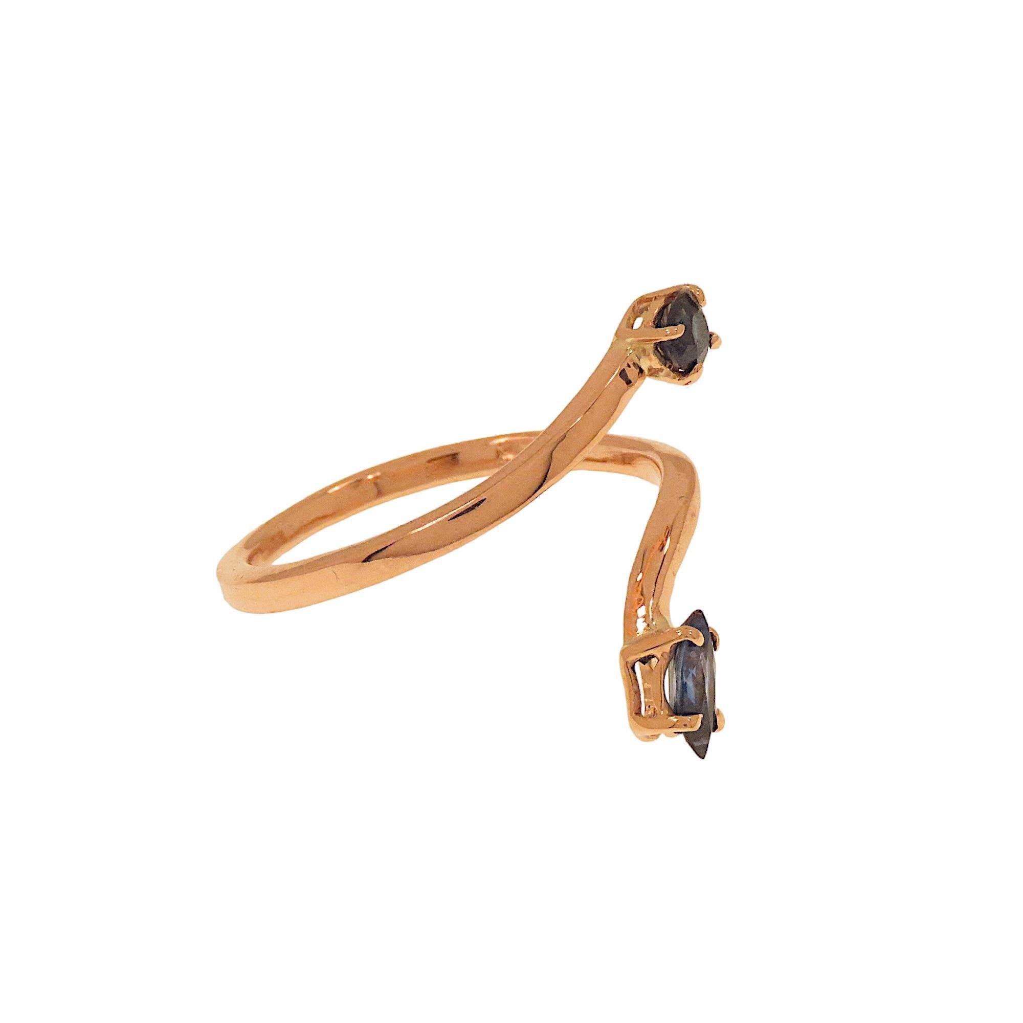 Schmuckring Botta mit blauen Saphiren aus Roségold, hergestellt in Italien im Angebot 3