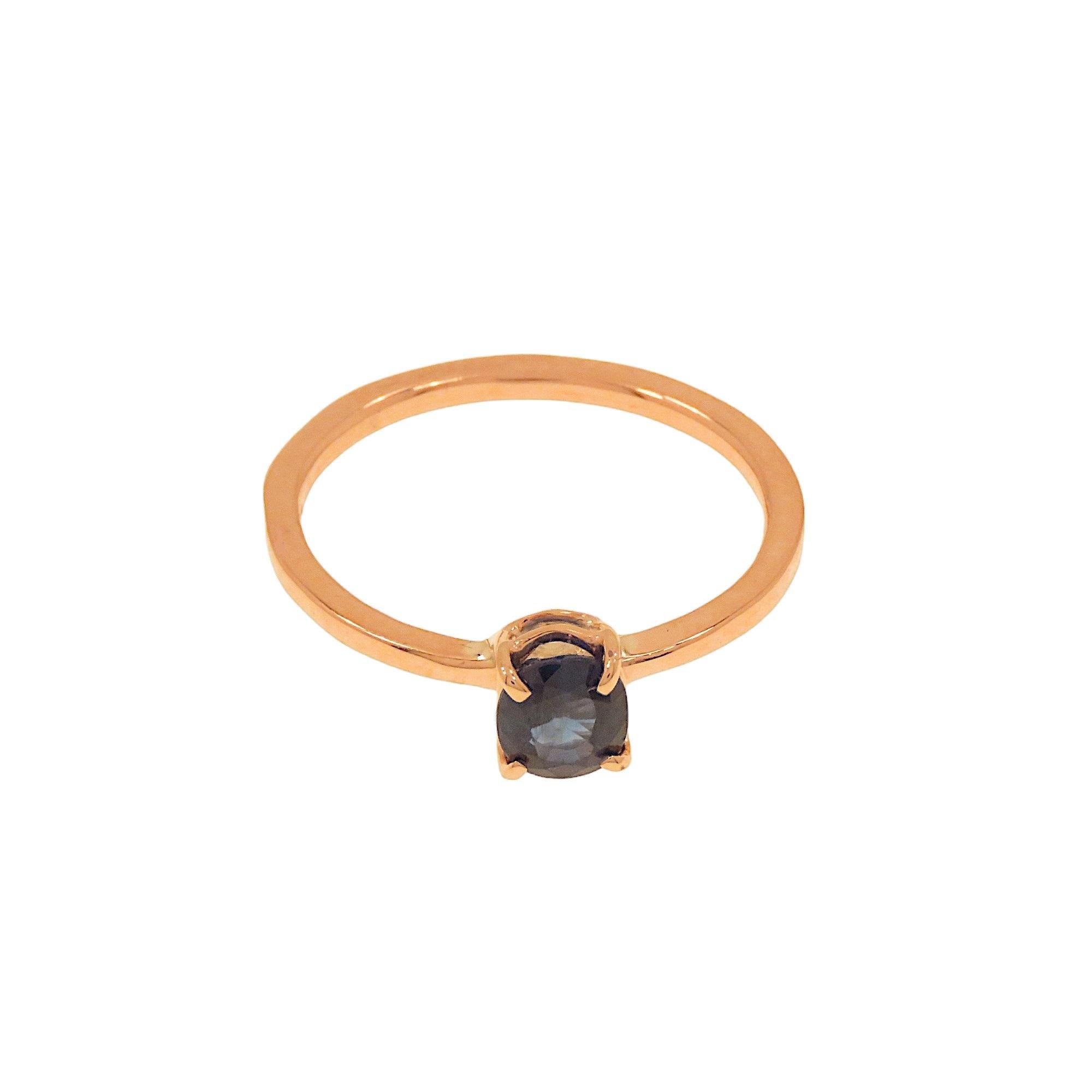 Women's Botta gioielli anello con zaffiro blu in oro rosa fabbricato in Italia For Sale