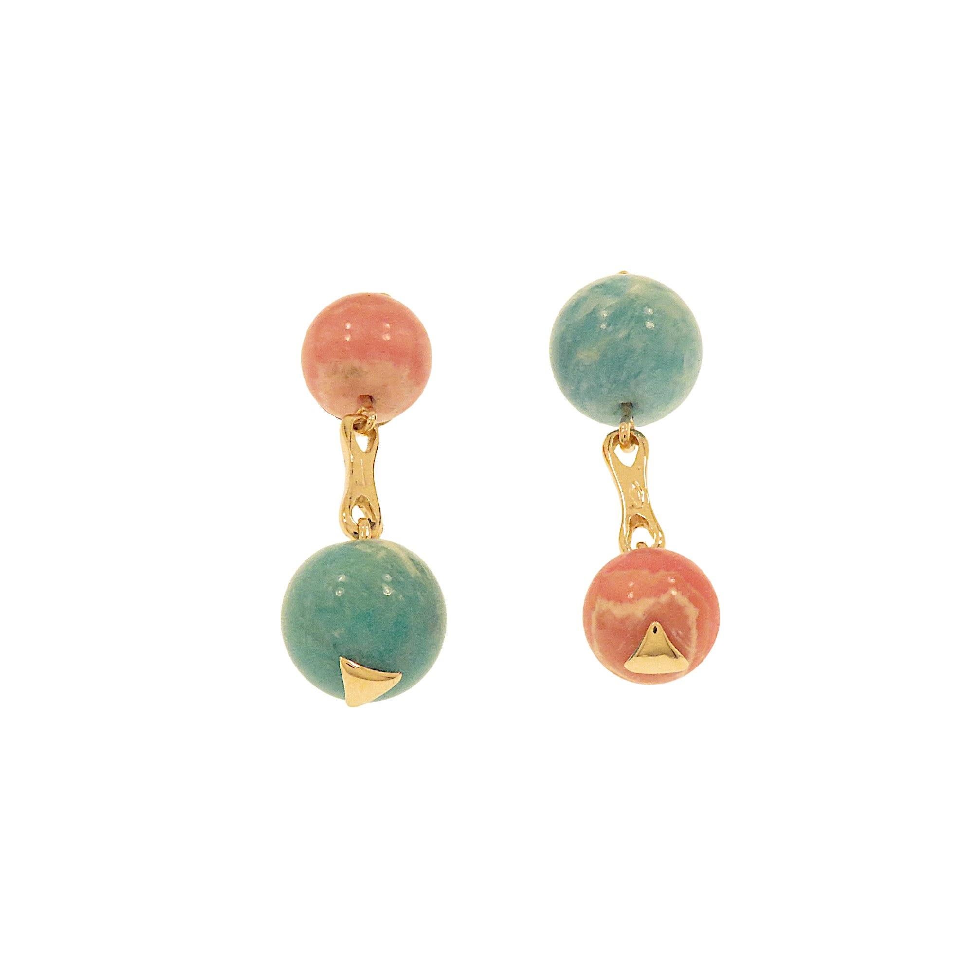 Elegant minimalist cufflinks handcrafted in 9k rose gold with rhodochrosite and amazonite. The combination of colors and choice of stones make these jewels whimsical and unique. They were made in our goldsmith's workshop in Milan by expert hands and